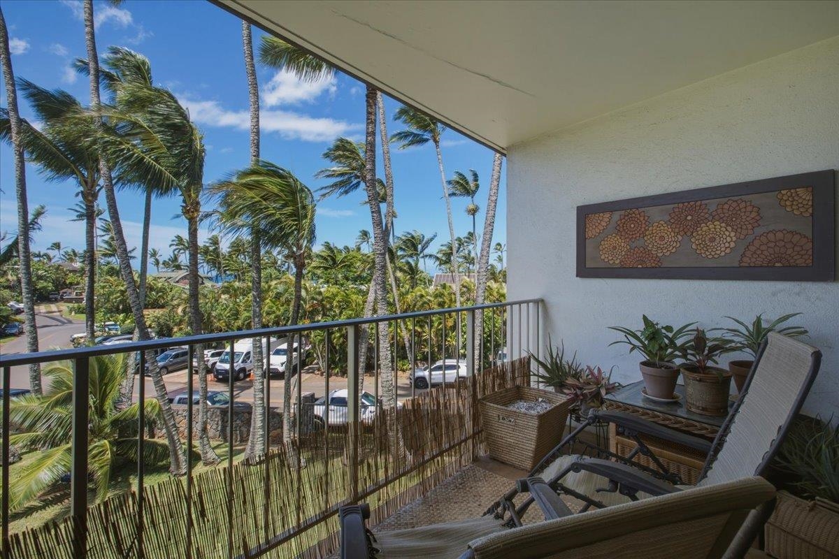 Kuau Plaza condo # 308, Paia, Hawaii - photo 22 of 42