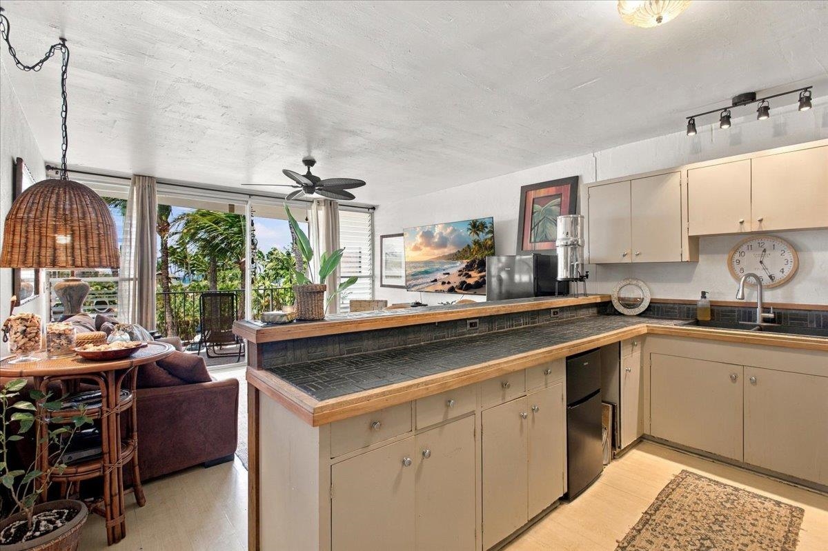 Kuau Plaza condo # 308, Paia, Hawaii - photo 9 of 42