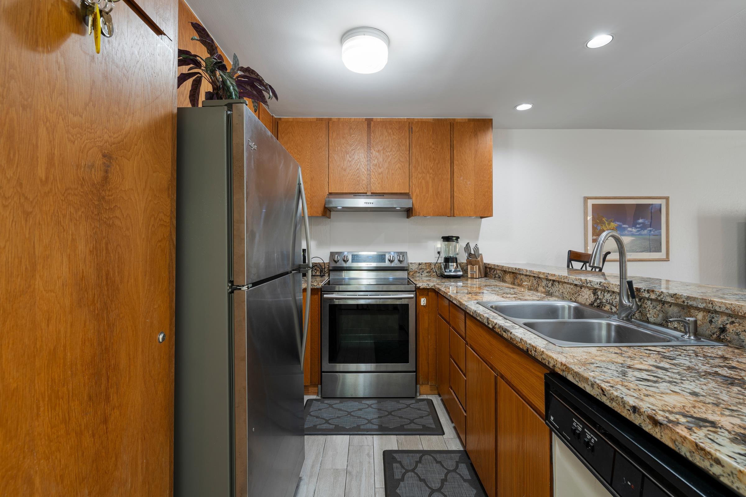 Kihei Resort condo # 102B, Kihei, Hawaii - photo 11 of 34