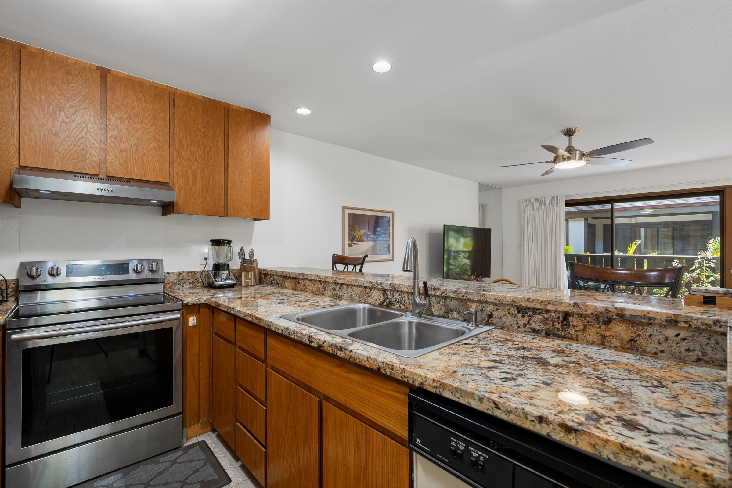 Kihei Resort condo # 102B, Kihei, Hawaii - photo 16 of 34