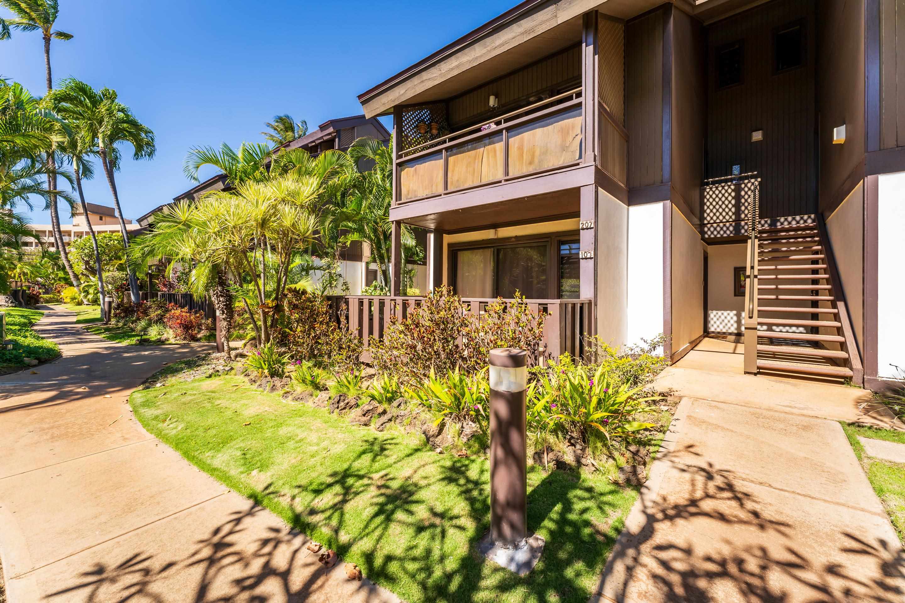 Kihei Resort condo # 107a, Kihei, Hawaii - photo 2 of 38