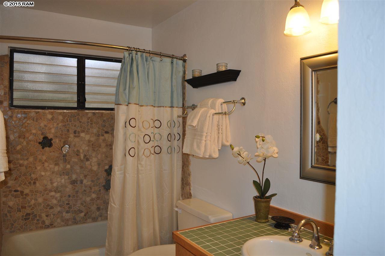 Kihei Resort condo # 107, Kihei, Hawaii - photo 9 of 13