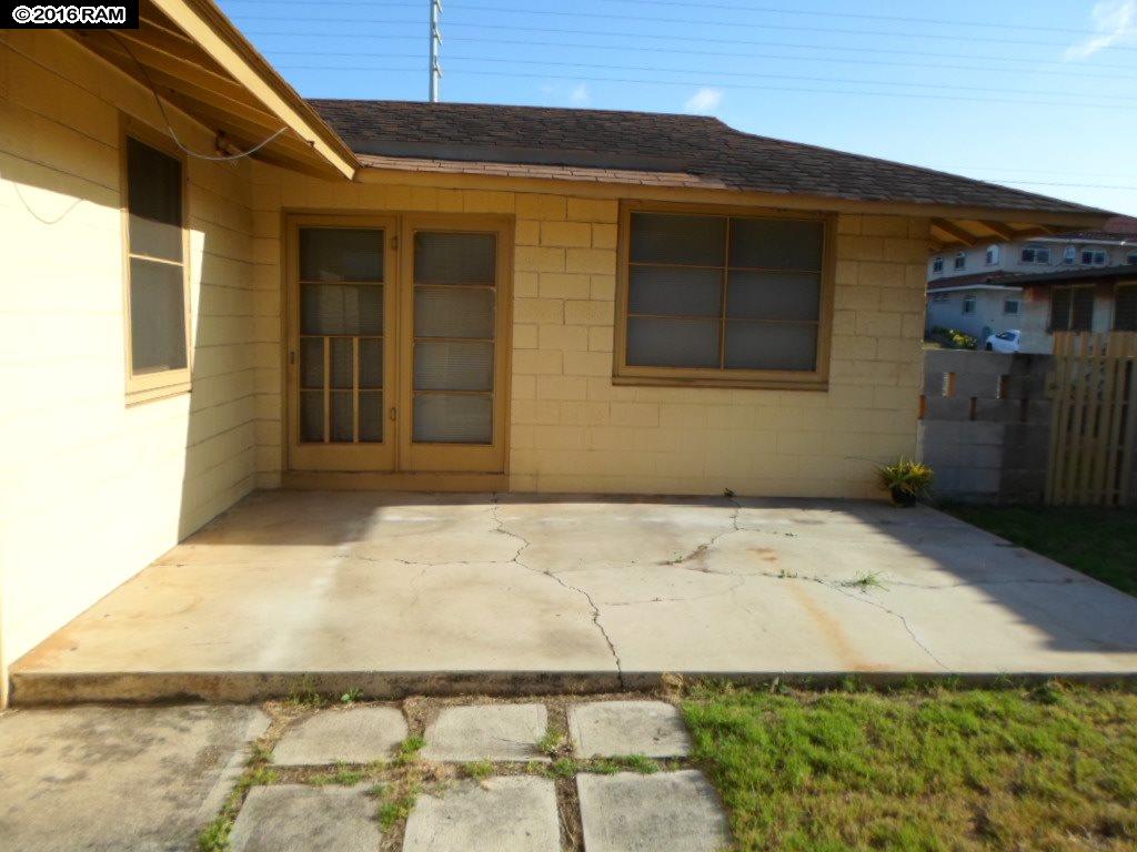 78  W Wakea Ave , Kahului home - photo 22 of 26