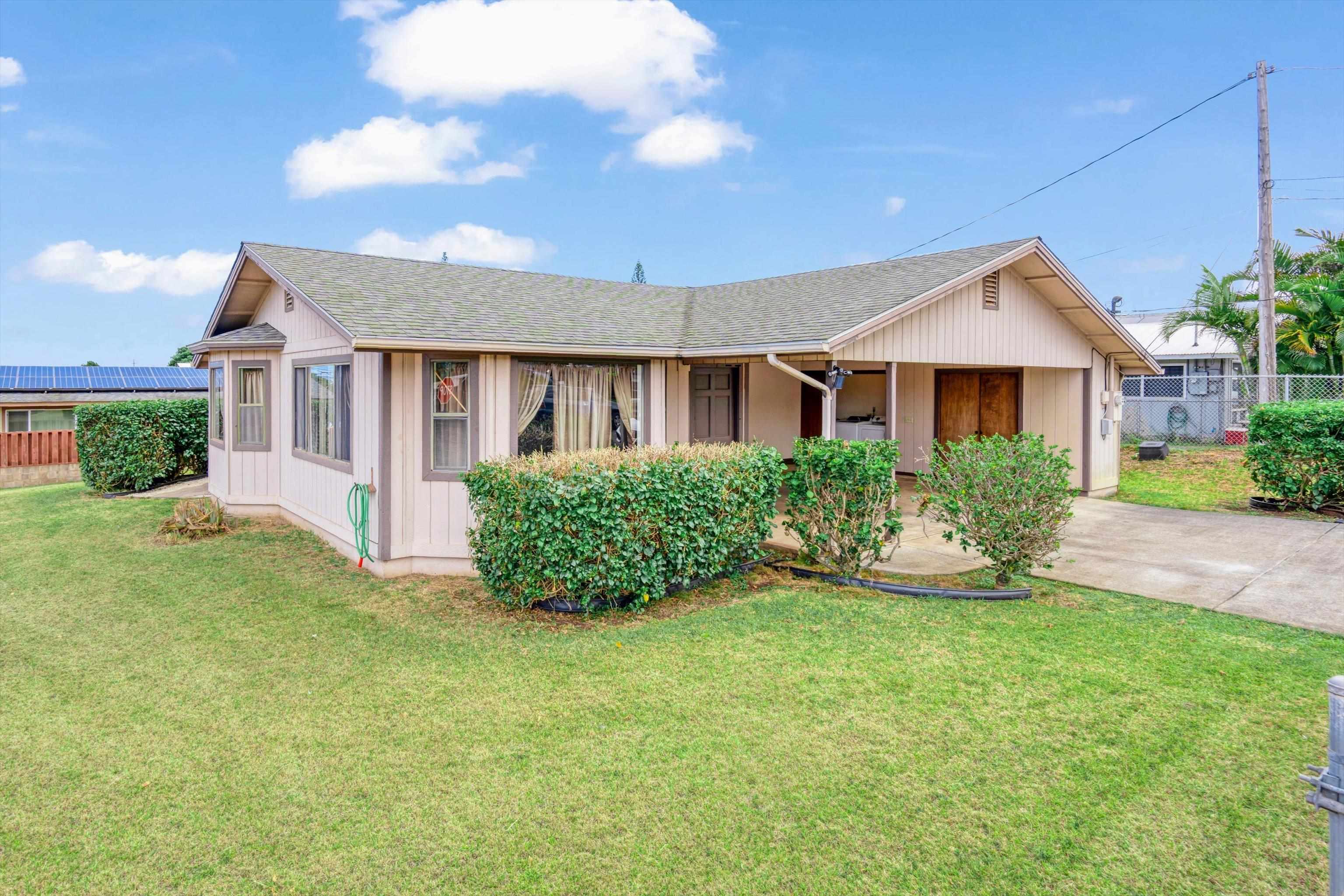 787  Paniolo Pl , Makawao/Olinda/Haliimaile home - photo 2 of 40