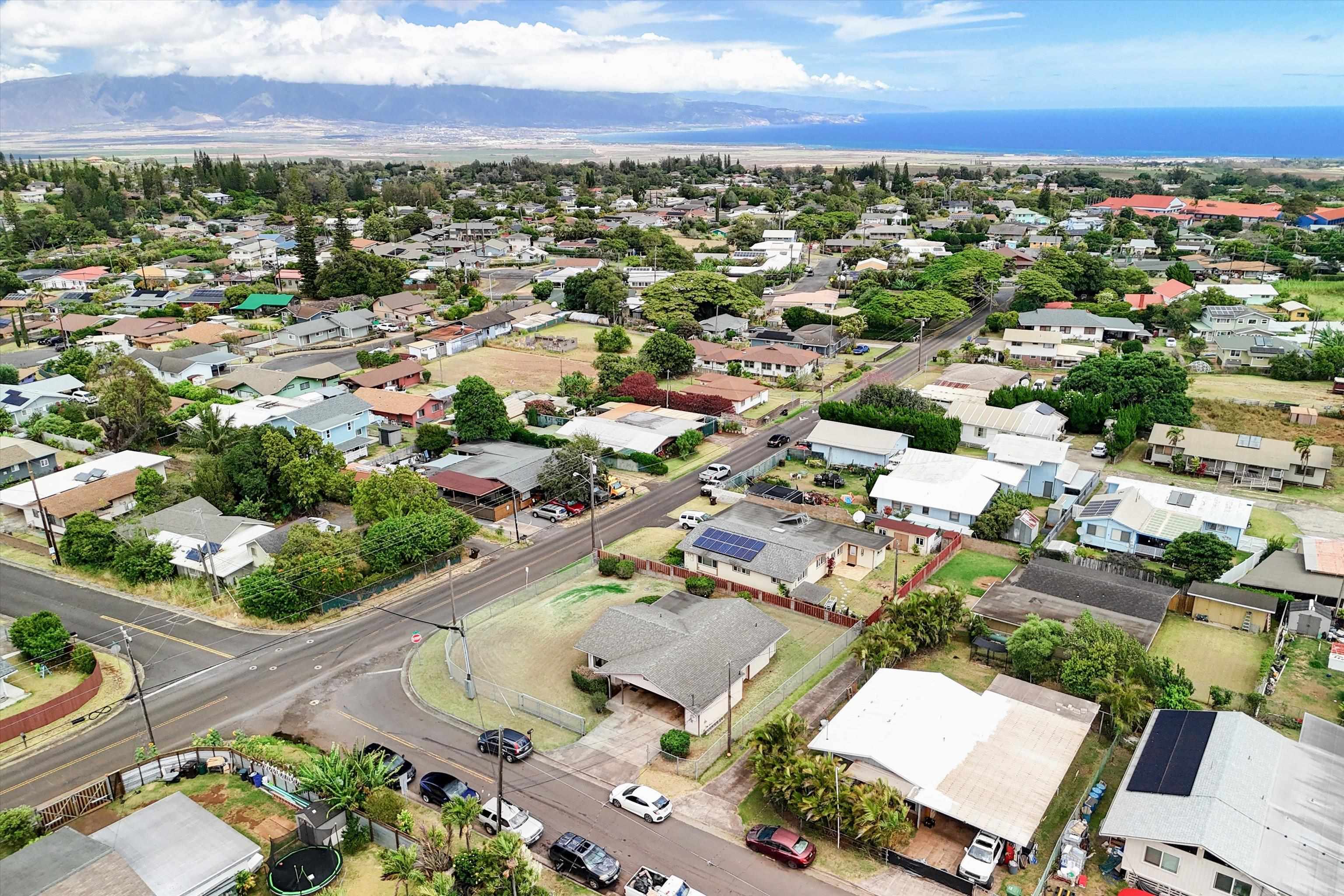 787  Paniolo Pl , Makawao/Olinda/Haliimaile home - photo 37 of 40