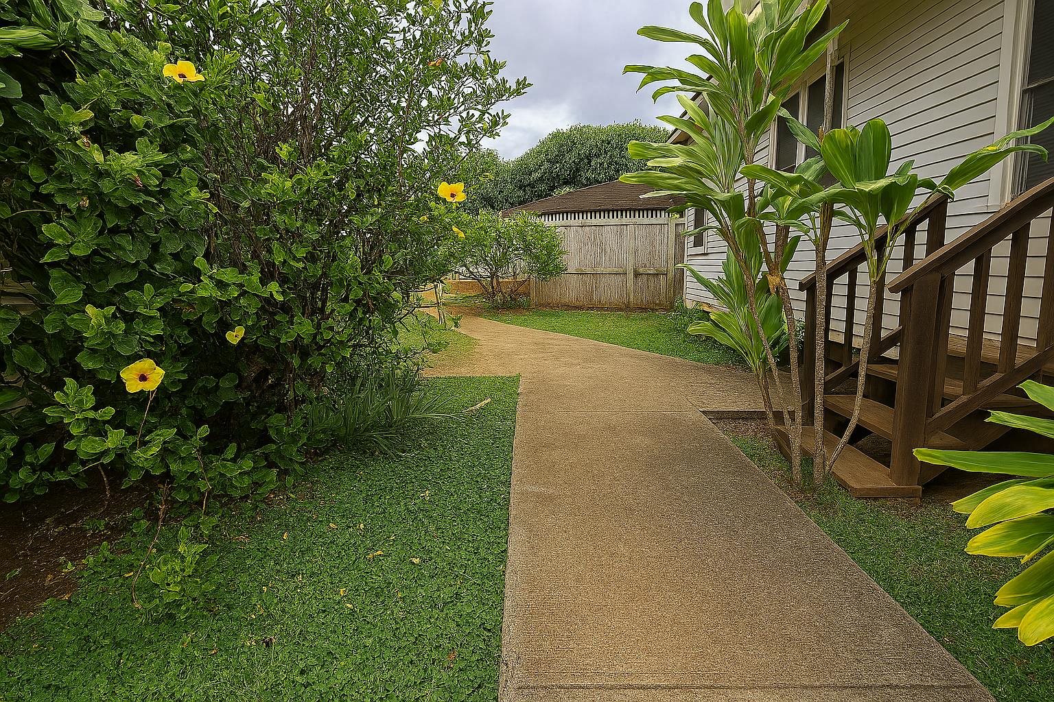 79  Kaniela St , Wailuku home - photo 2 of 7