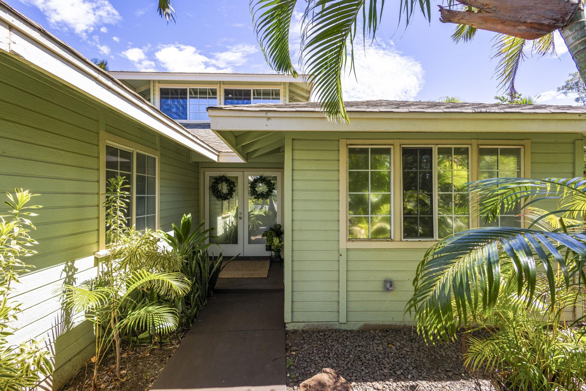 798  Mahealani Pl North Kihei, Kihei home - photo 3 of 50