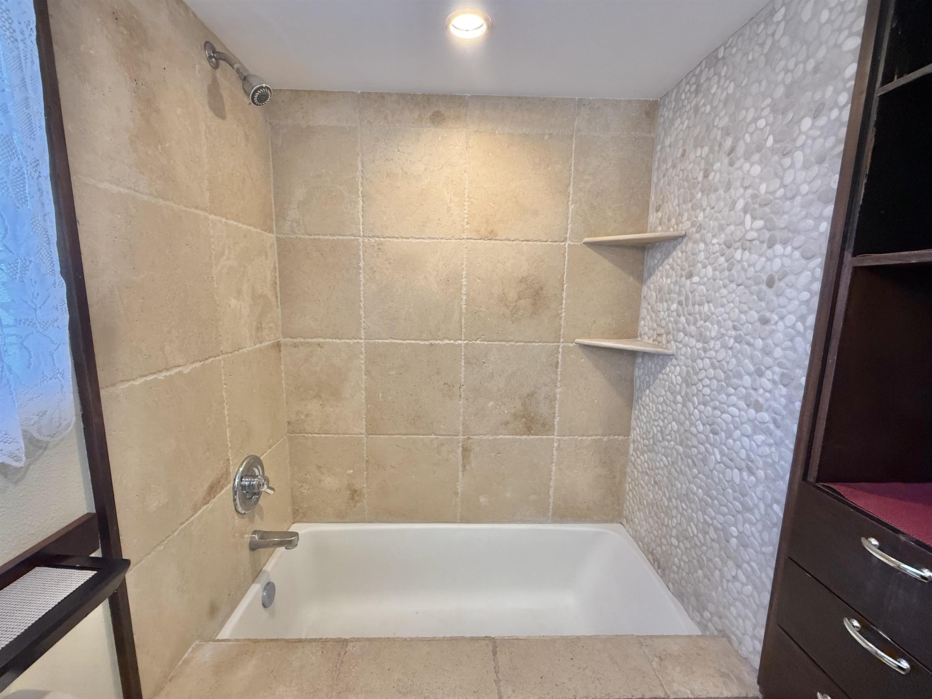 Iao Parkside I condo # 13-101, Wailuku, Hawaii - photo 13 of 22