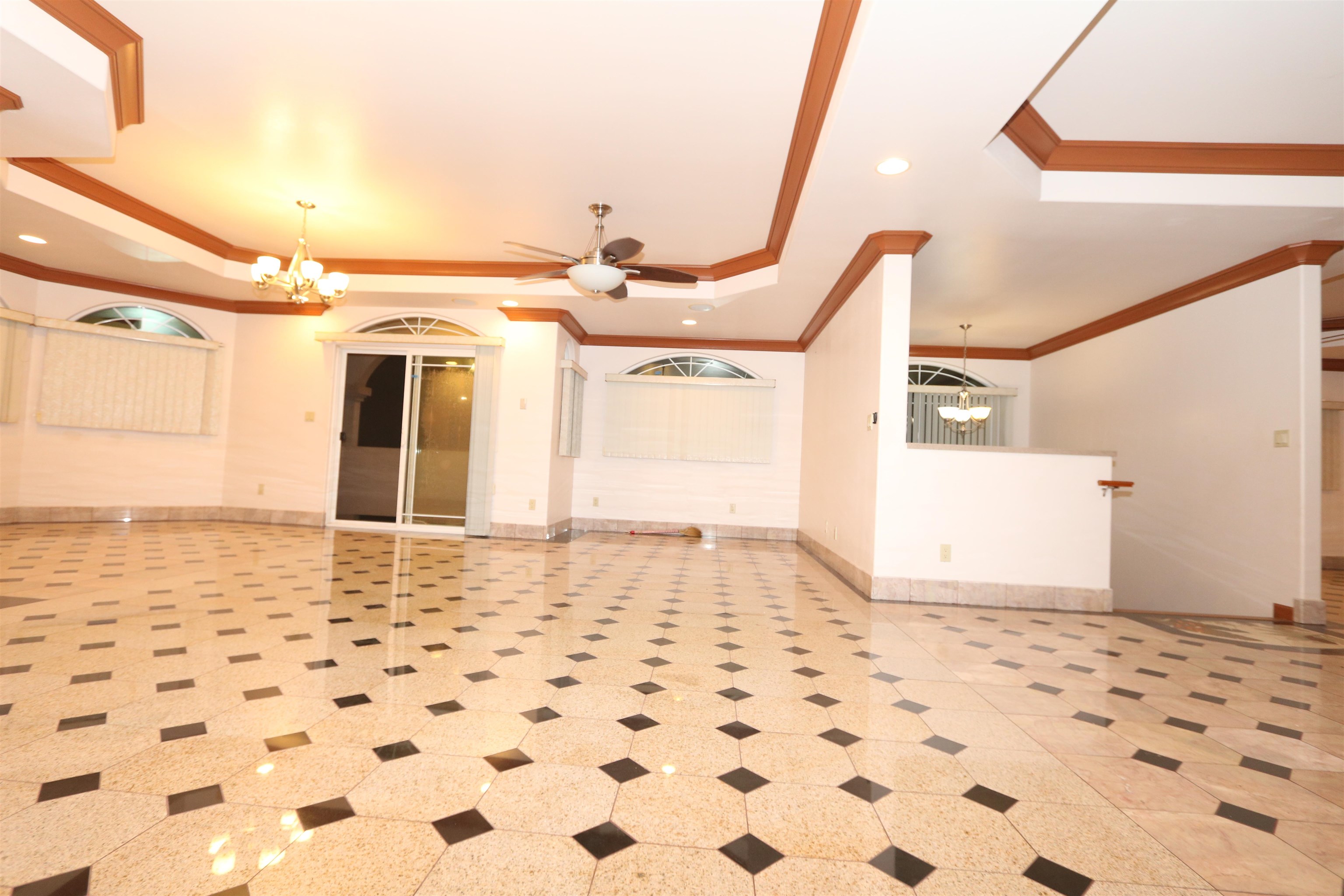 80  Nano St Kaahumanu Shopping Center, Kahului home - photo 20 of 35