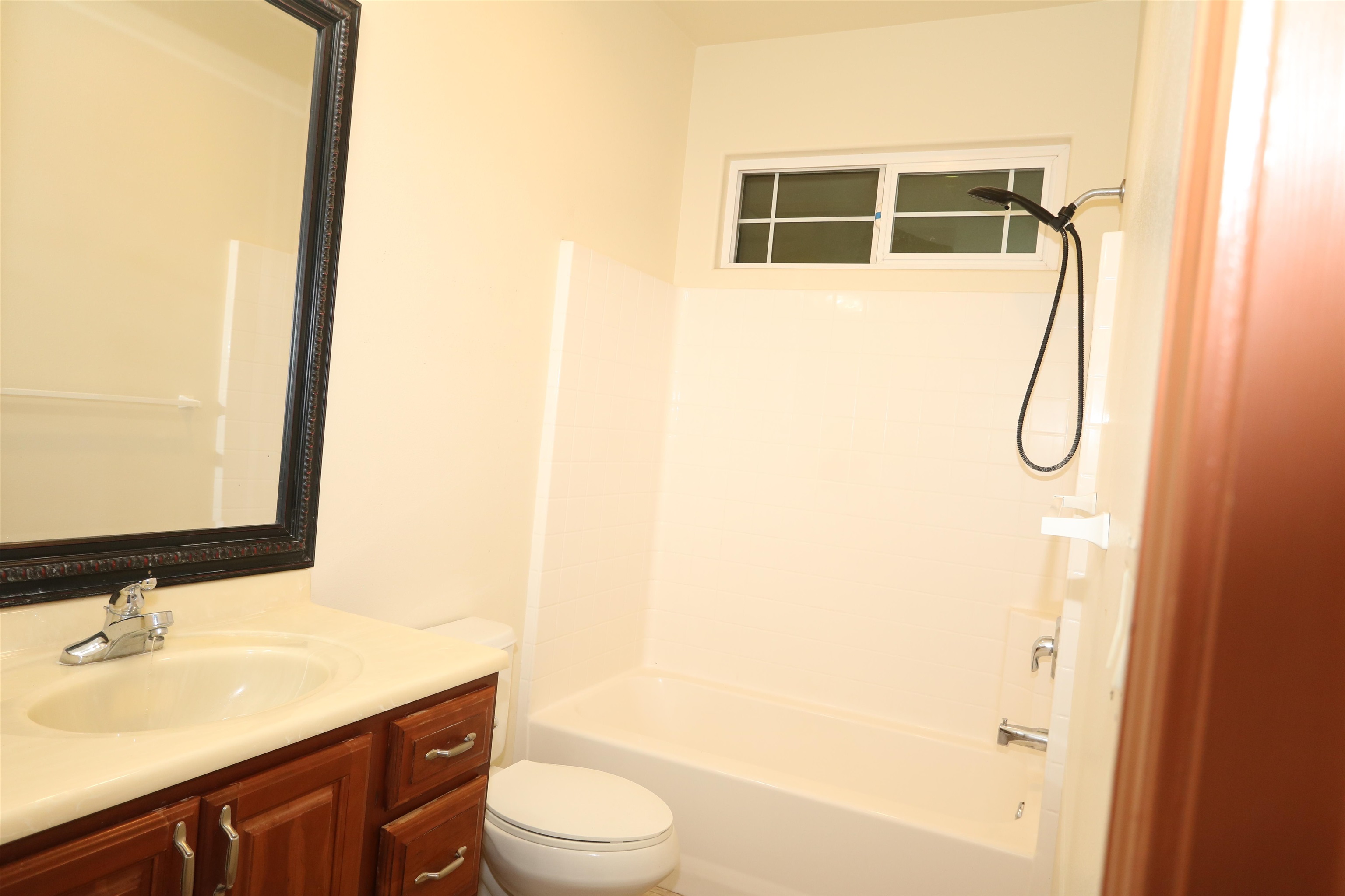 80  Nano St Kaahumanu Shopping Center, Kahului home - photo 27 of 35