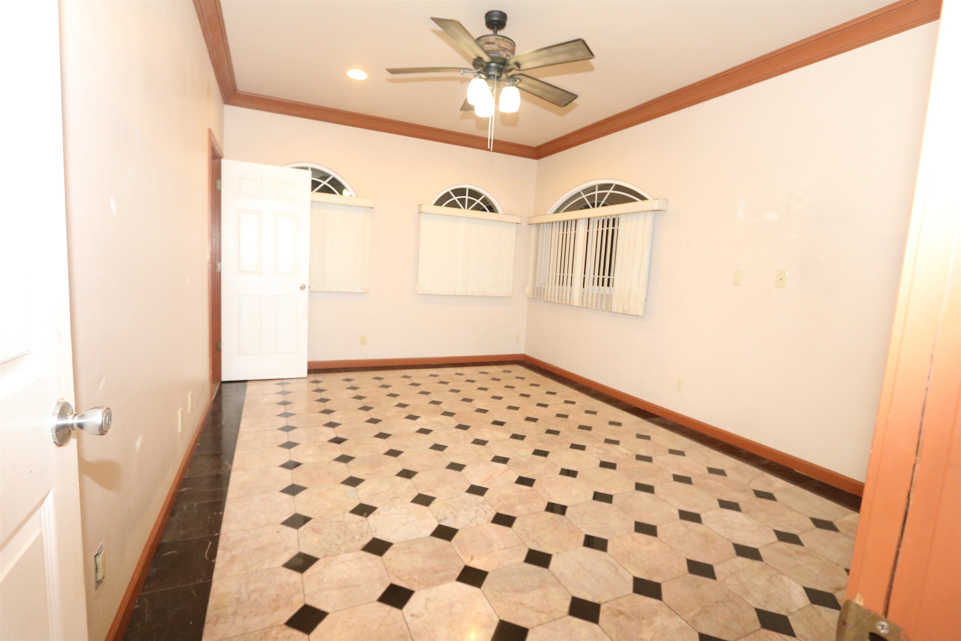 80  Nano St Kaahumanu Shopping Center, Kahului home - photo 30 of 35