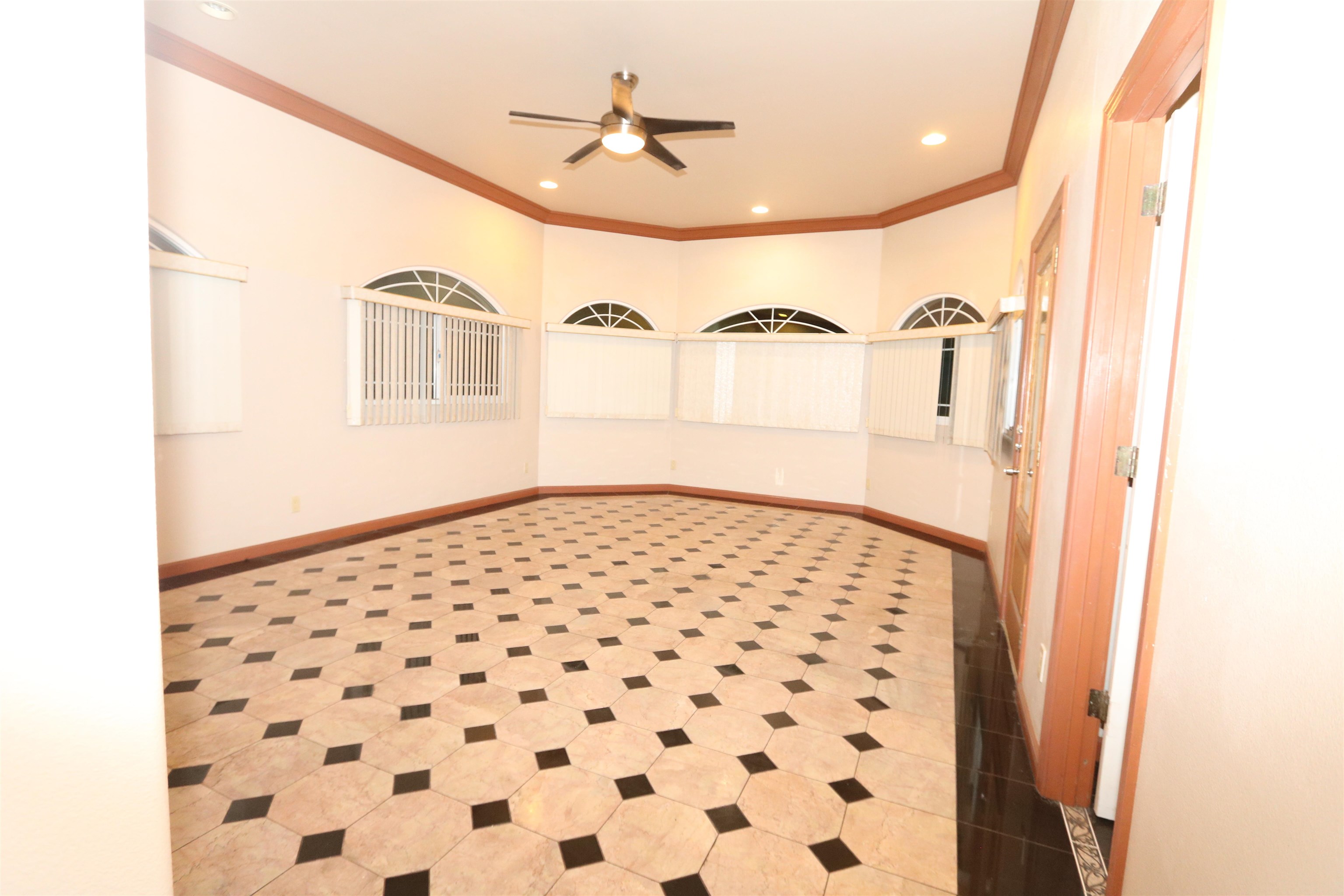 80  Nano St Kaahumanu Shopping Center, Kahului home - photo 31 of 35