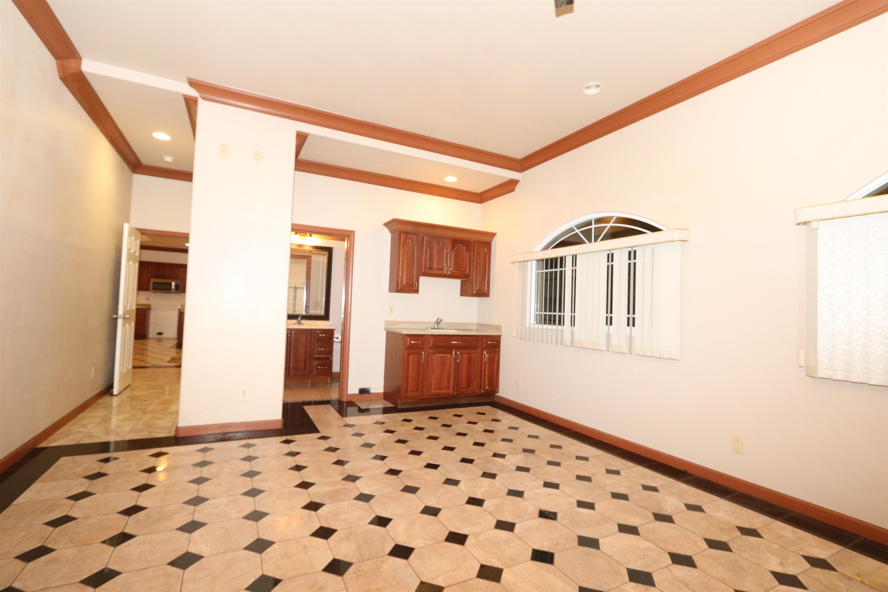 80  Nano St Kaahumanu Shopping Center, Kahului home - photo 32 of 35