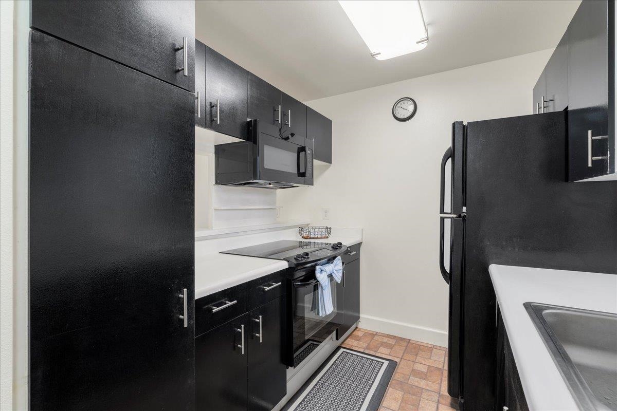 Iao Parkside IV-A condo # 37-103, Wailuku, Hawaii - photo 4 of 25