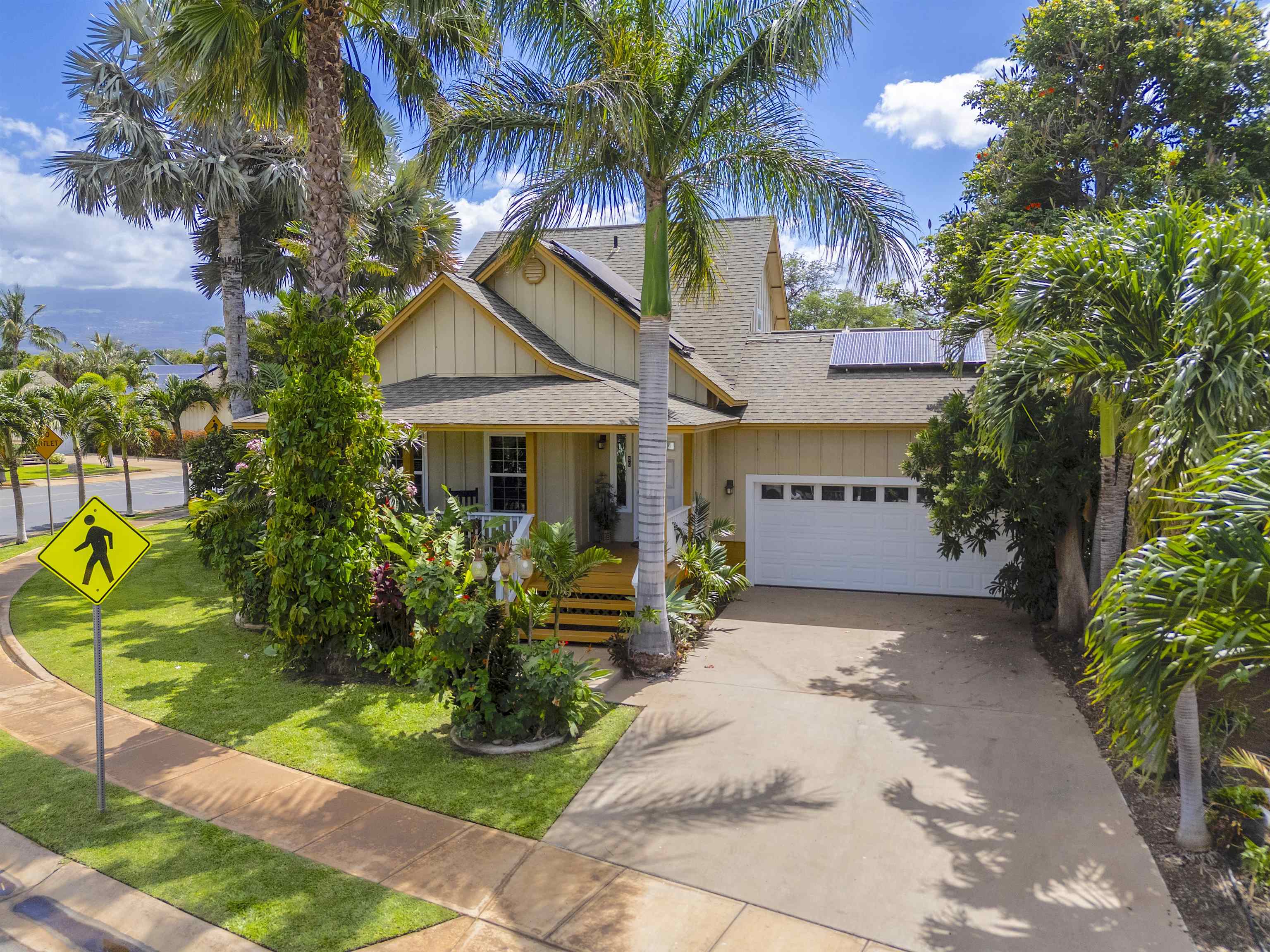 80  Waiapo St Kamalii Alayna, Kihei home - photo 2 of 50