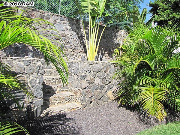 800  Hoomau St Waiehu Terrace, Wailuku home - photo 26 of 30