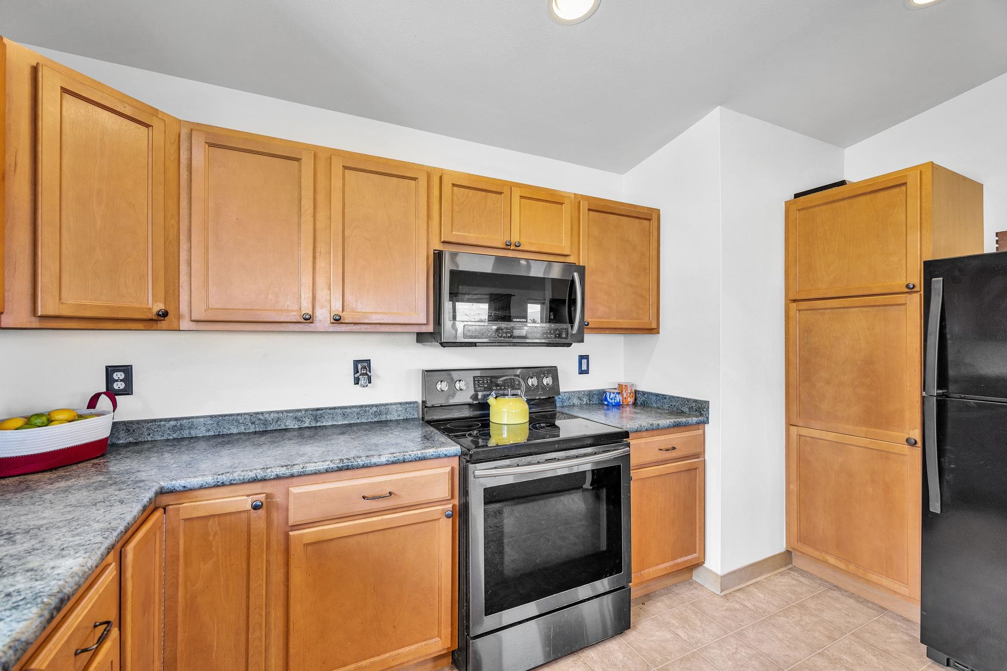 801  Haawi St Waikapu, Wailuku home - photo 11 of 50