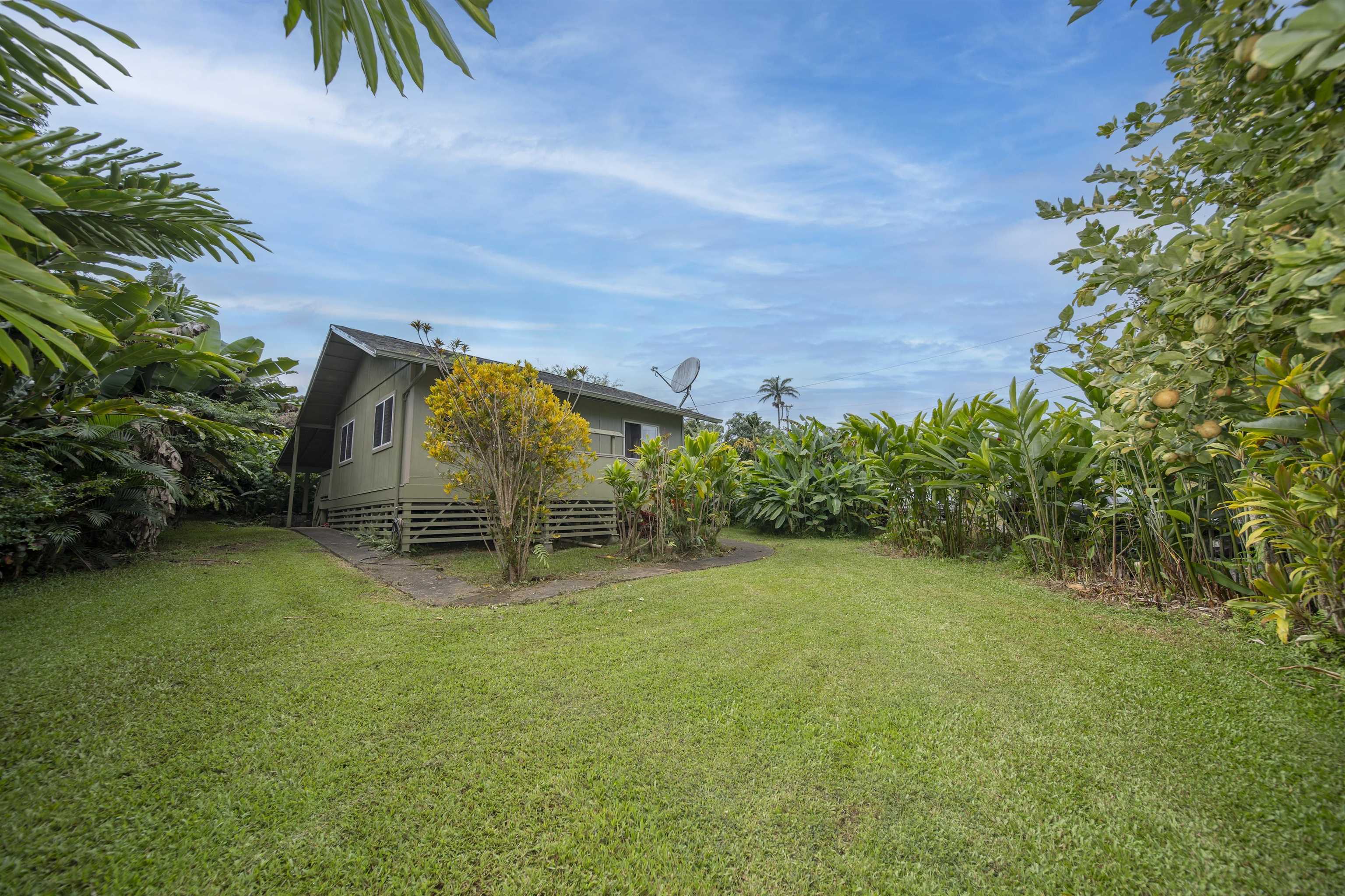 8040  Hana Hwy Kailua, Haiku home - photo 28 of 50