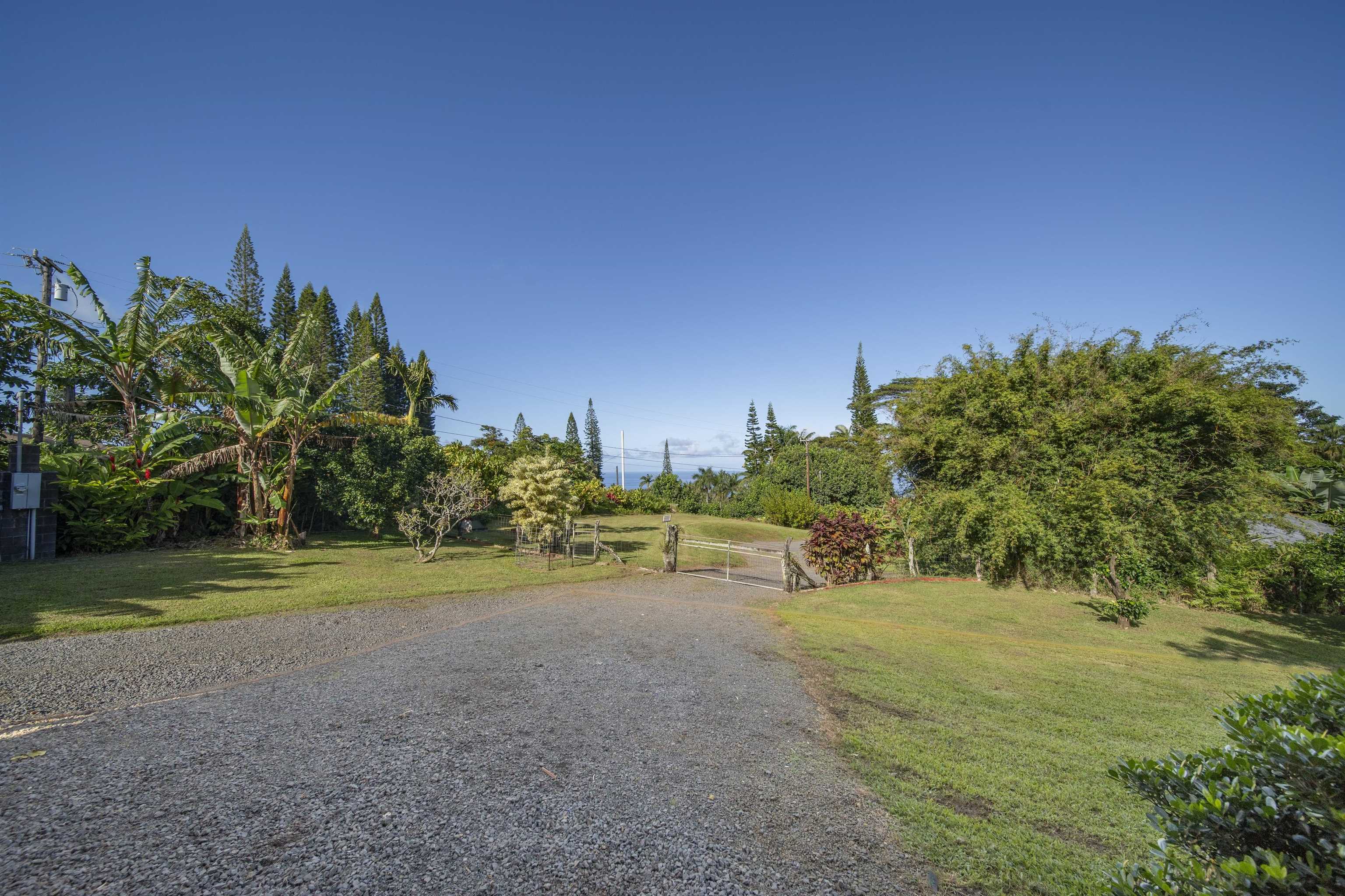 8040  Hana Hwy Kailua, Haiku home - photo 42 of 50