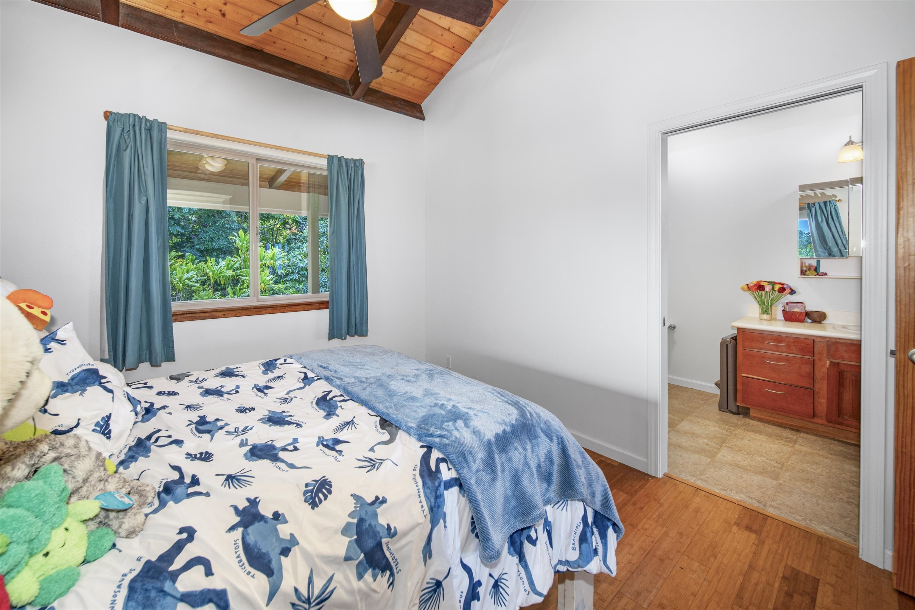 8040  Hana Hwy Kailua, Haiku home - photo 18 of 46