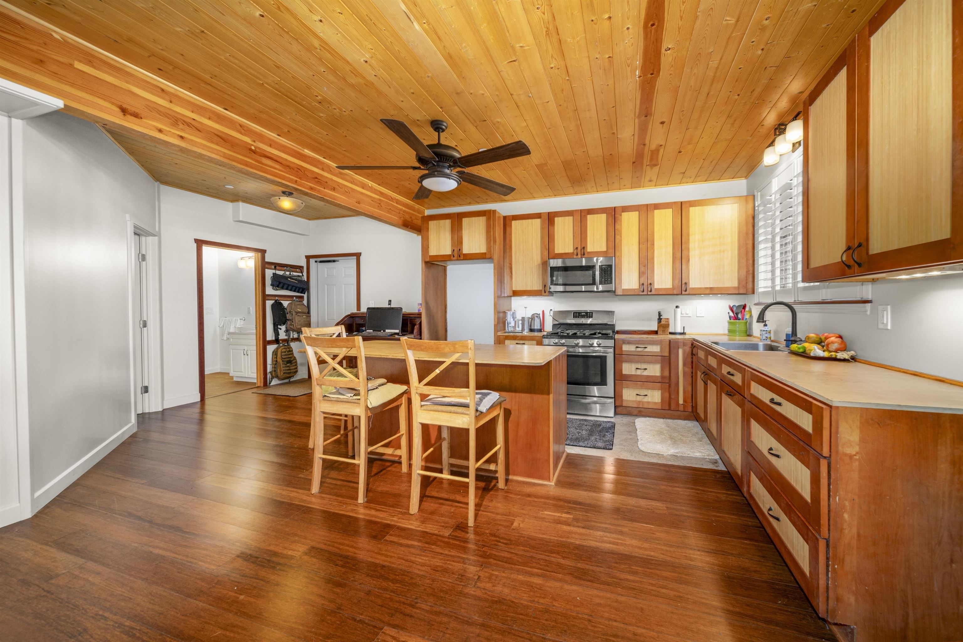 8040  Hana Hwy Kailua, Haiku home - photo 34 of 46