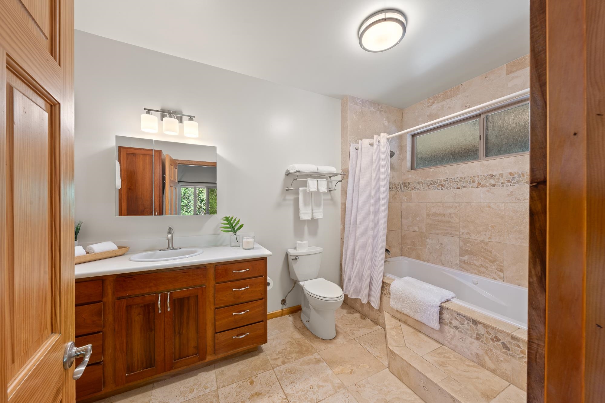 8040  Hana Hwy Kailua, Haiku home - photo 17 of 50