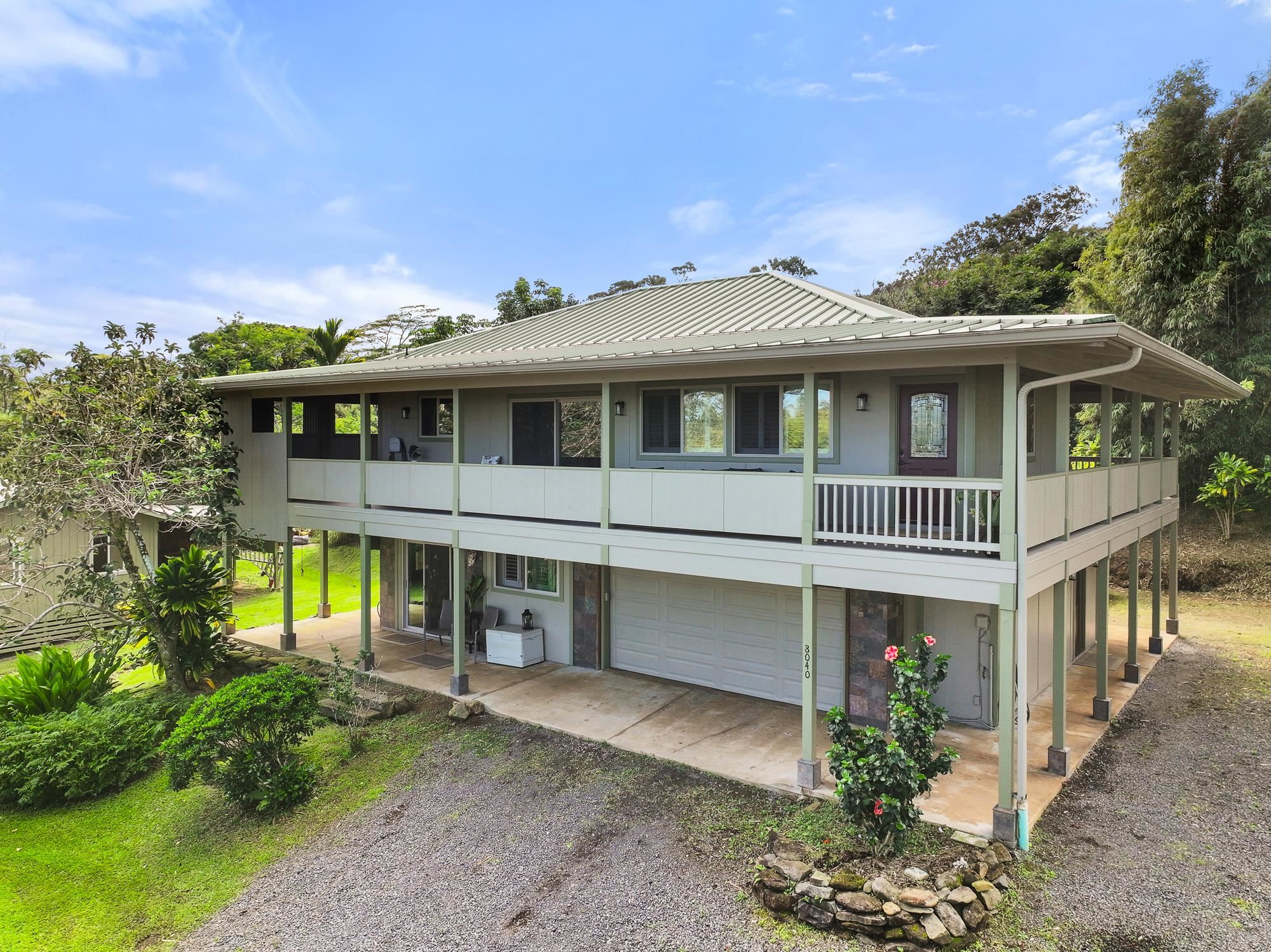 8040  Hana Hwy Kailua, Haiku home - photo 3 of 50