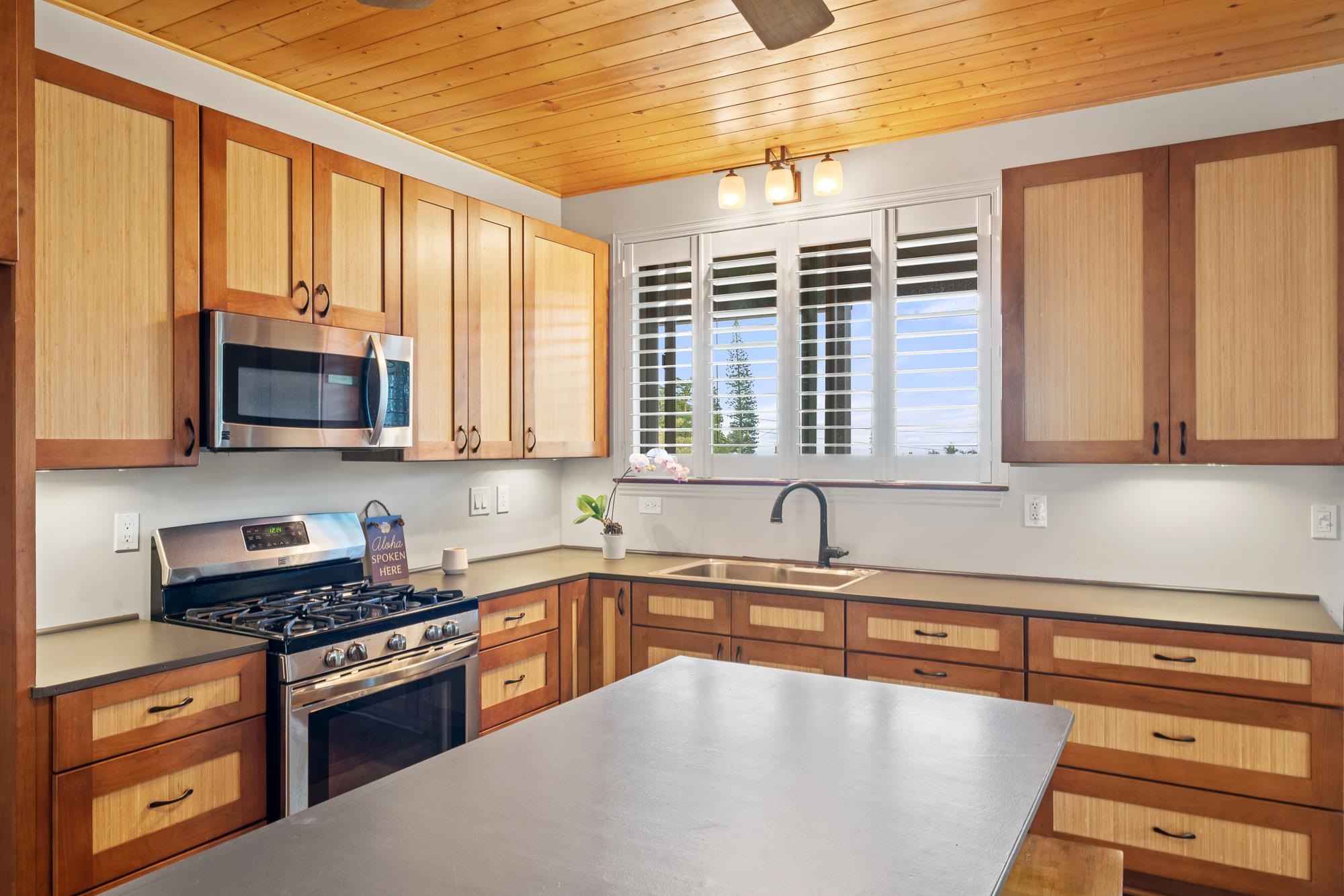 8040  Hana Hwy Kailua, Haiku home - photo 27 of 50