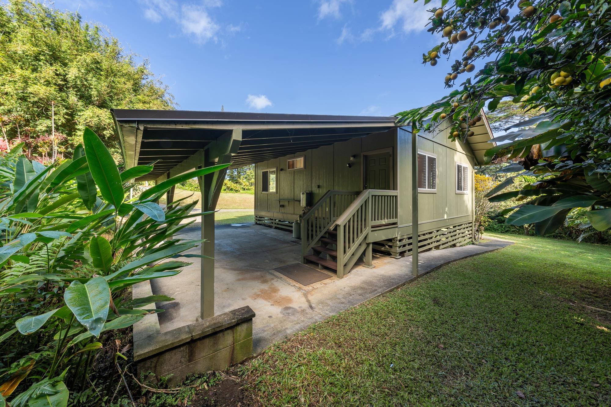 8040  Hana Hwy Kailua, Haiku home - photo 35 of 50