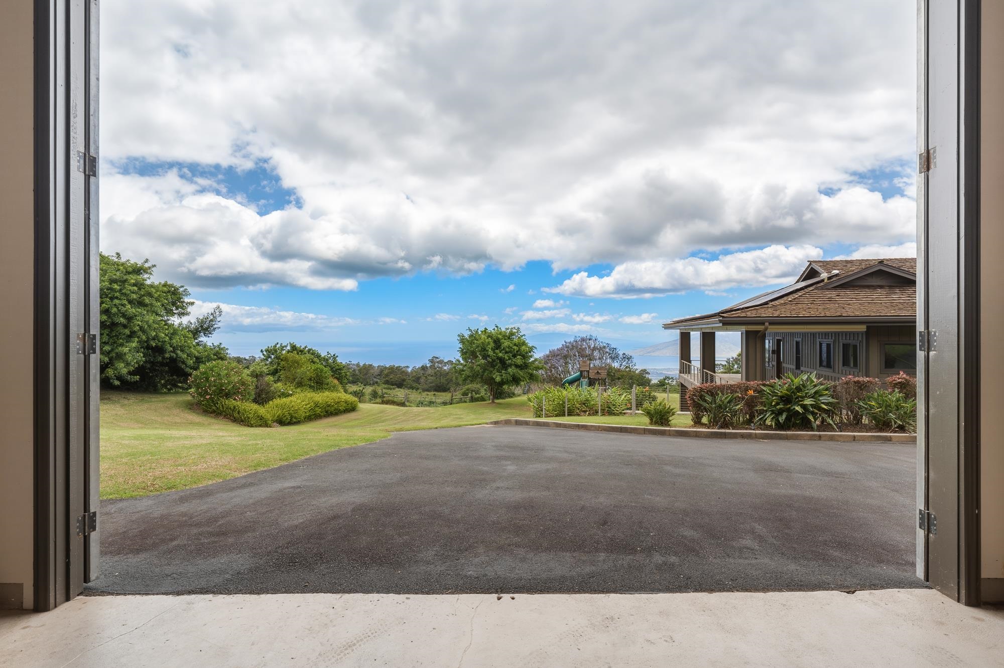 8040  Kula Hwy Keokea, Kula/Ulupalakua/Kanaio home - photo 37 of 42