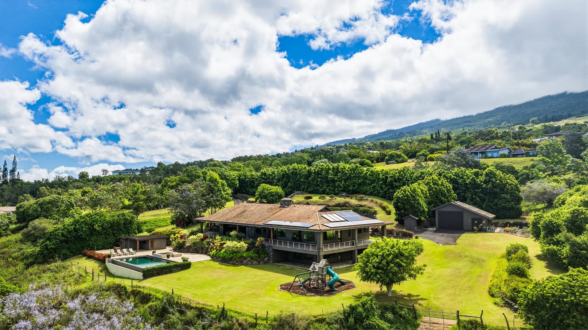 8040  Kula Hwy Keokea, Kula/Ulupalakua/Kanaio home - photo 7 of 42