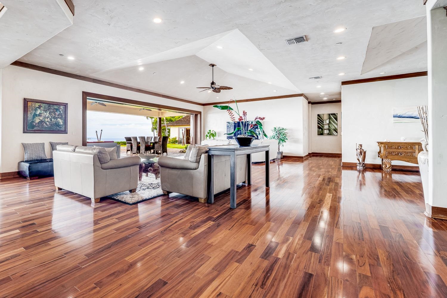 81  Iliahi Way Launiupoko, Lahaina home - photo 11 of 50