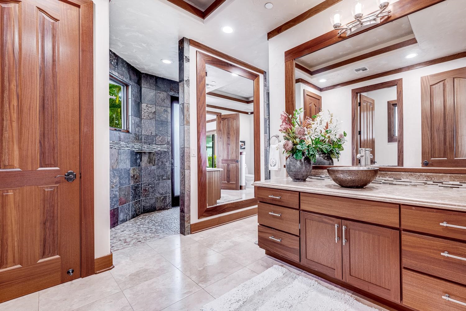 81  Iliahi Way Launiupoko, Lahaina home - photo 26 of 50