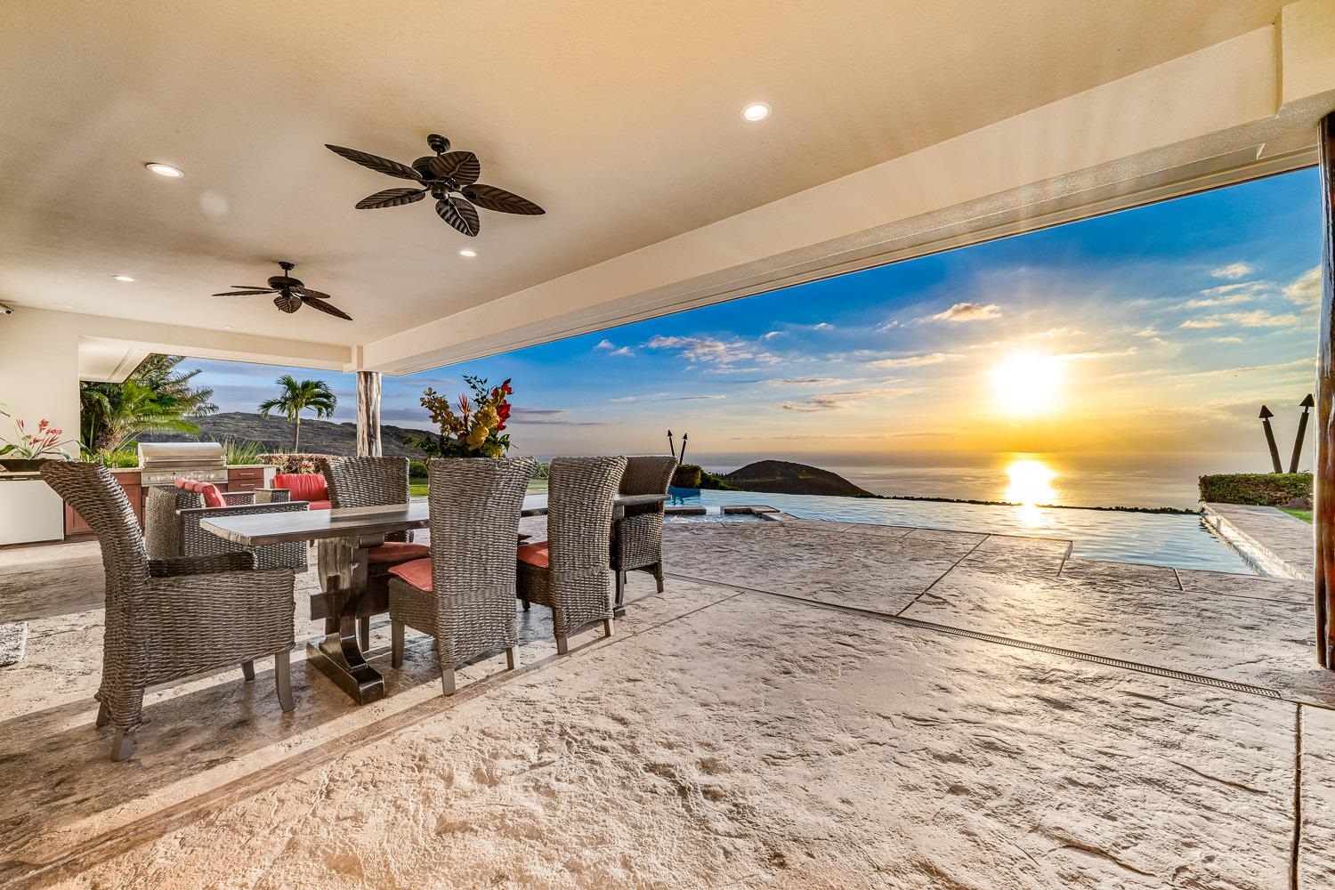 81  Iliahi Way Launiupoko, Lahaina home - photo 4 of 50