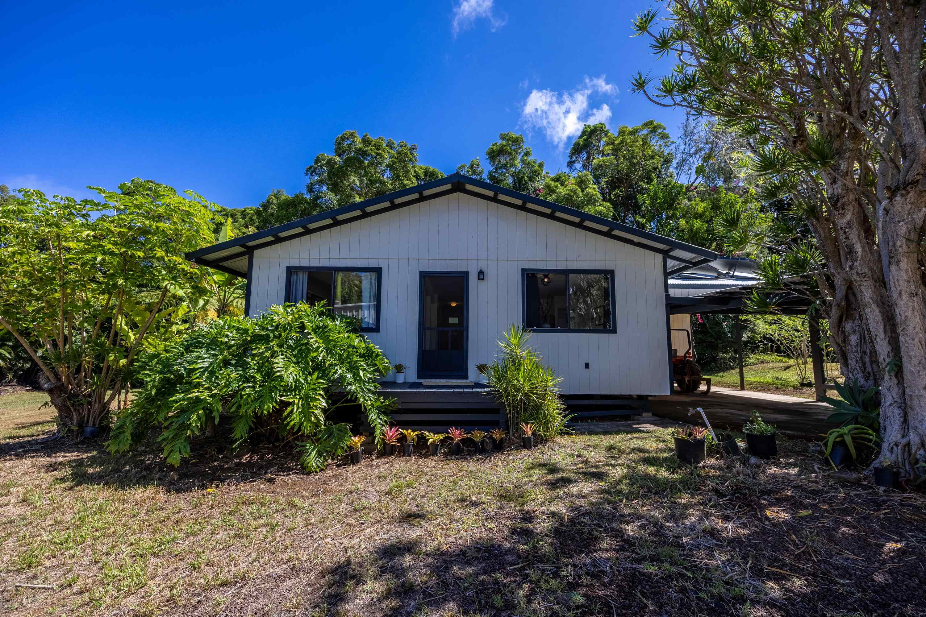 81  Kapuai Rd , Haiku home - photo 7 of 50