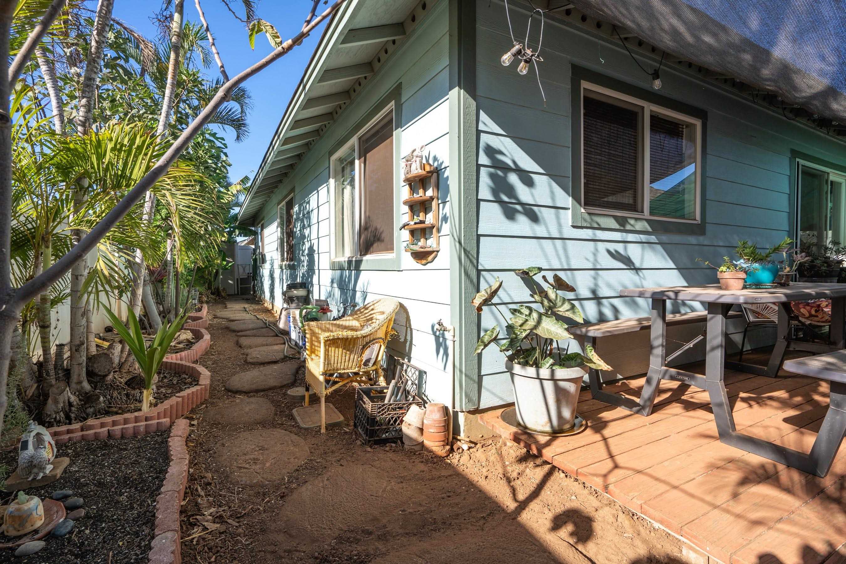 81  Kawailani Cir , Kihei home - photo 37 of 39