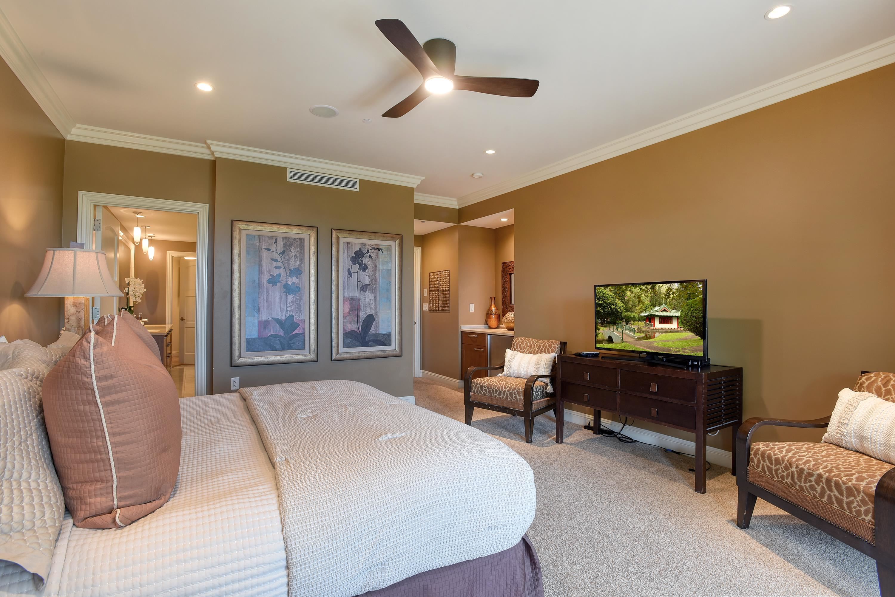 Hoolei condo # Apt H-2, Kihei, Hawaii - photo 24 of 40