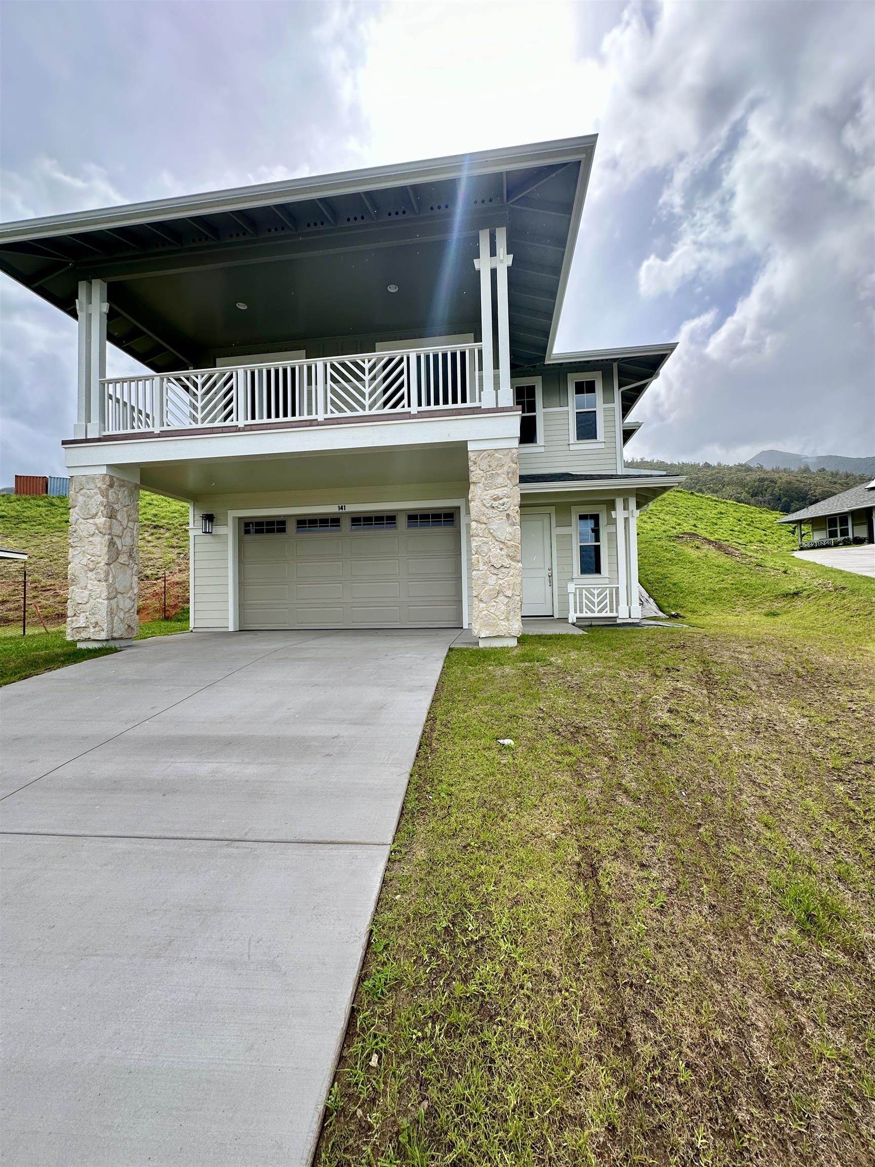 81  Pua Kalaunu Loop Kehalani, Wailuku home - photo 2 of 27