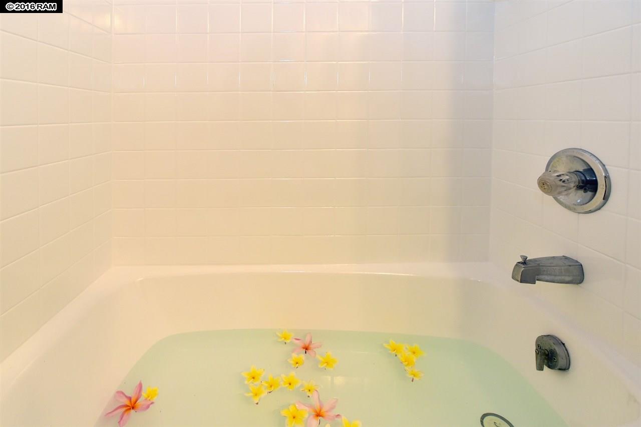 Puamana condo # 8-1, Lahaina, Hawaii - photo 12 of 30