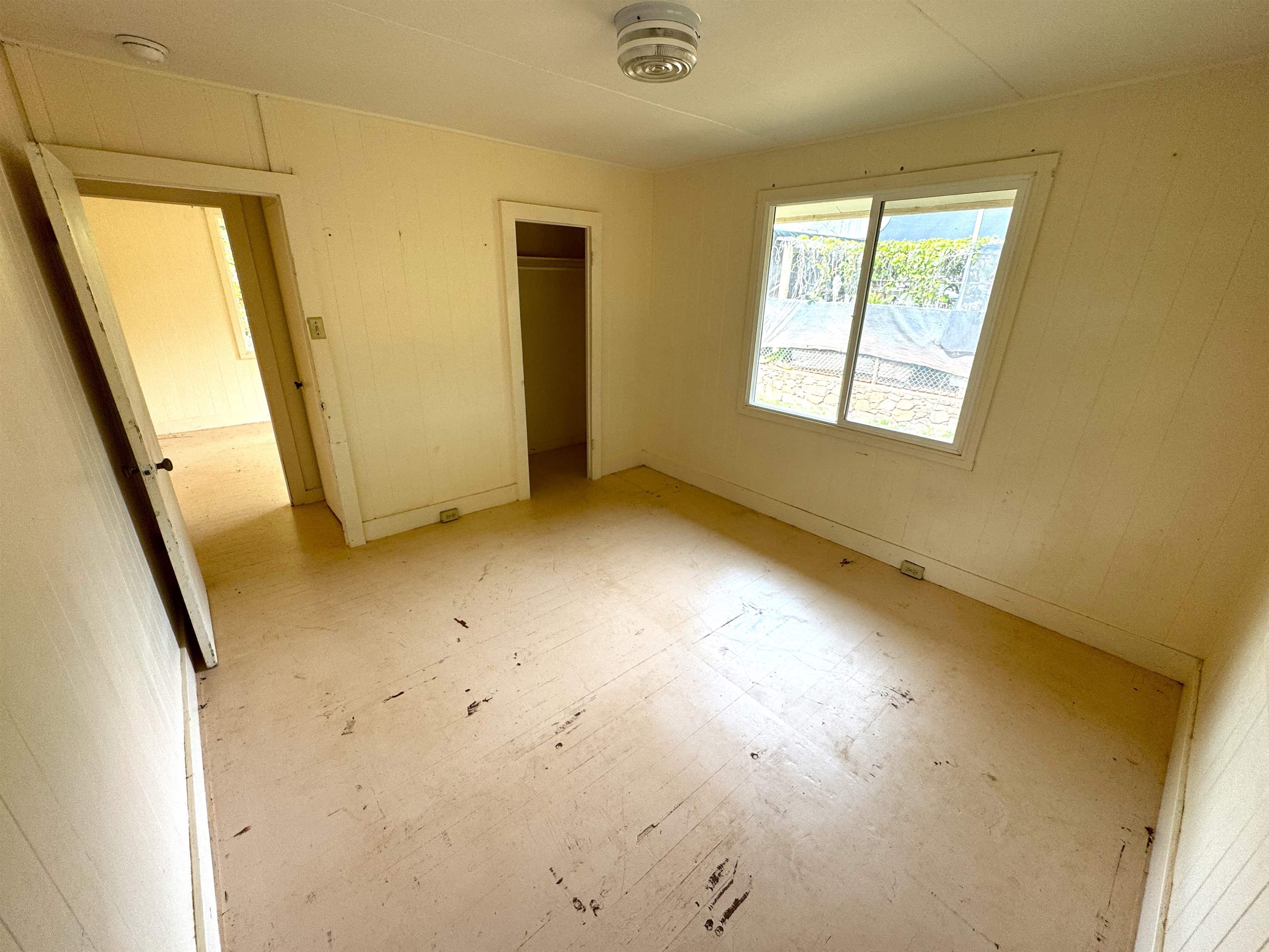 810  Leomele St Kualapuu, Molokai home - photo 11 of 13