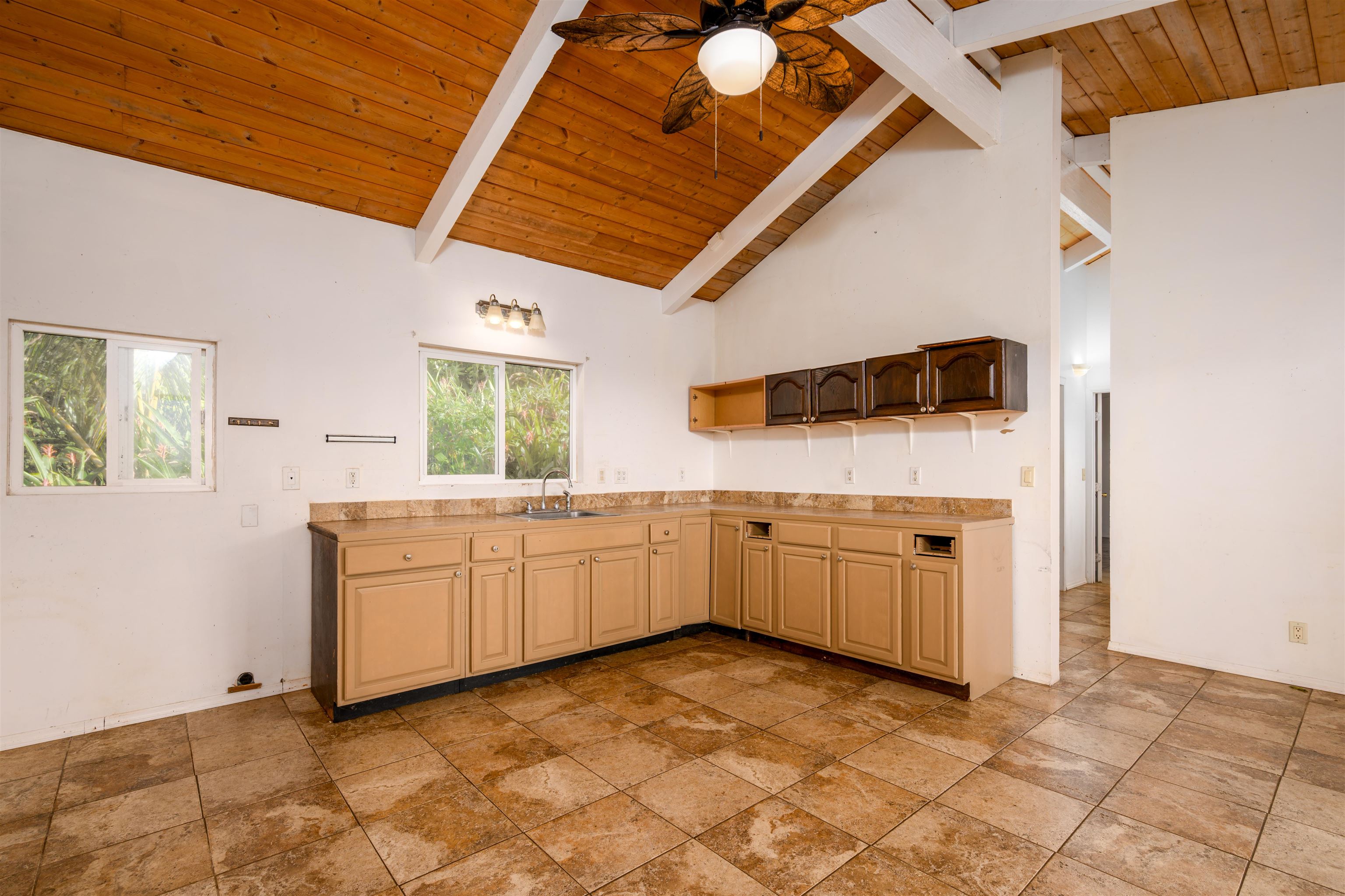 810  Upper Ulumalu Rd Ulumalu, Haiku home - photo 38 of 46