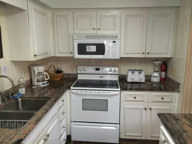 Koa Resort condo # 1J, Kihei, Hawaii - photo 6 of 17