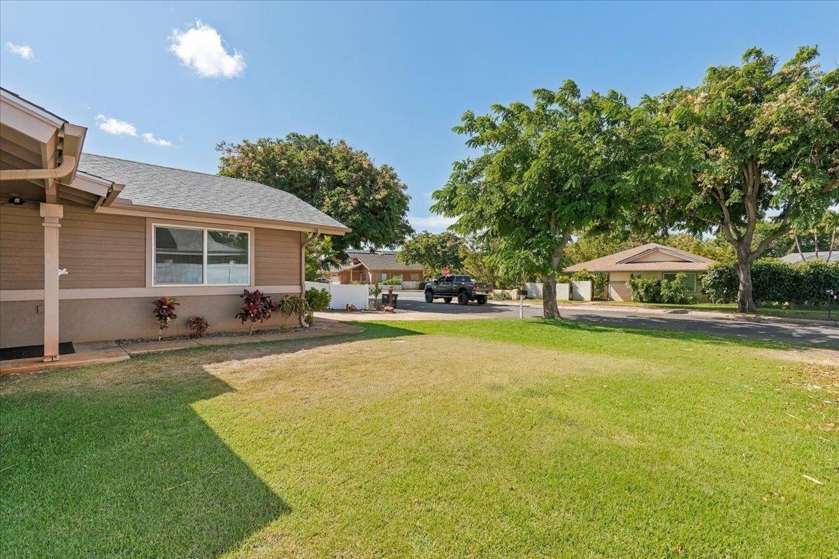 812  Mahealani Pl , Kihei home - photo 24 of 26