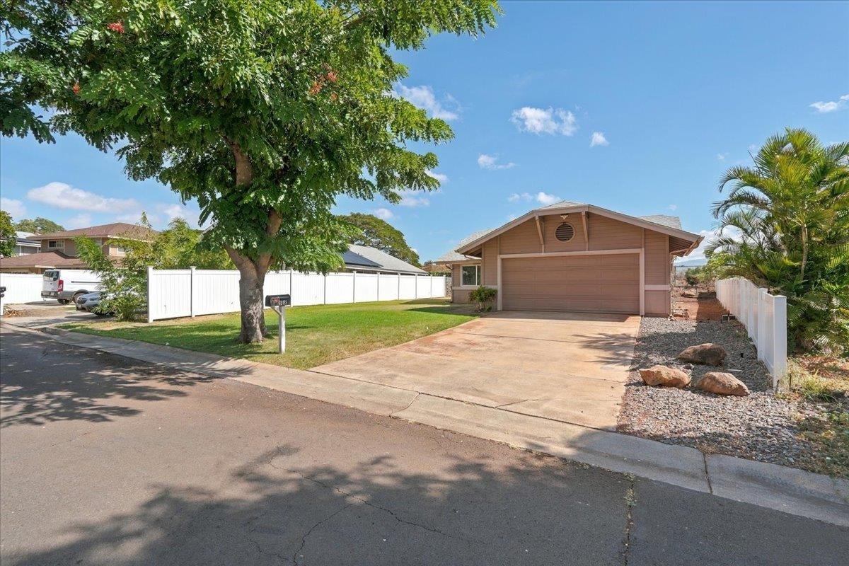 812  Mahealani Pl , Kihei home - photo 26 of 26