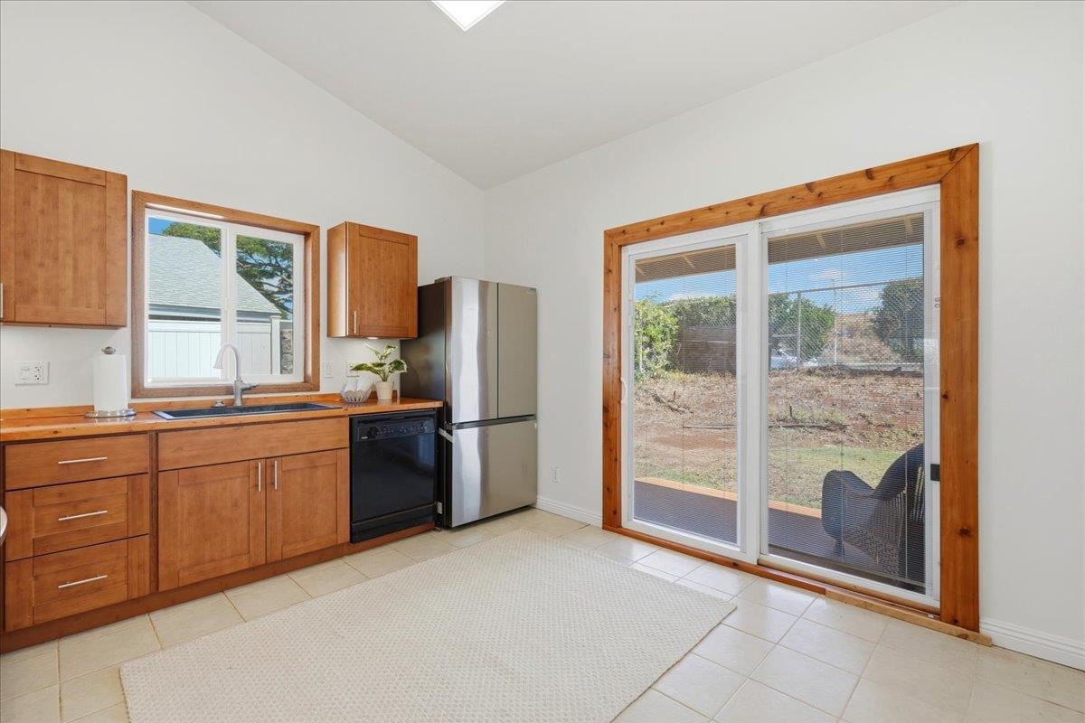812  Mahealani Pl , Kihei home - photo 6 of 26