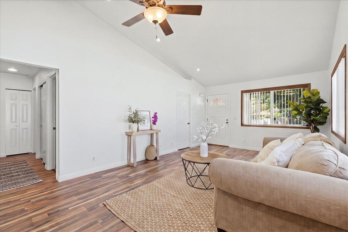 812  Mahealani Pl , Kihei home - photo 9 of 26