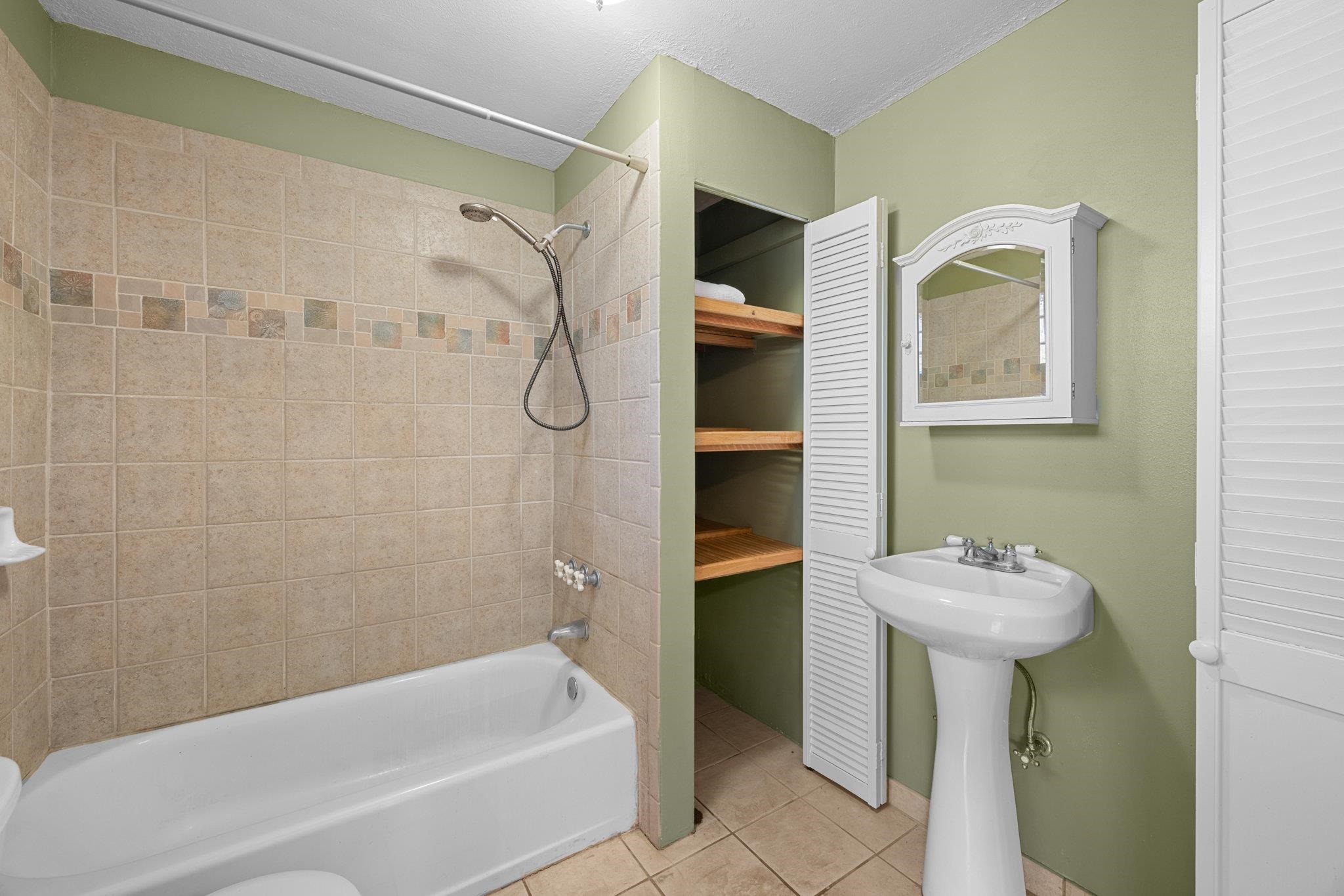 815  Kuulei St , Haiku home - photo 13 of 26