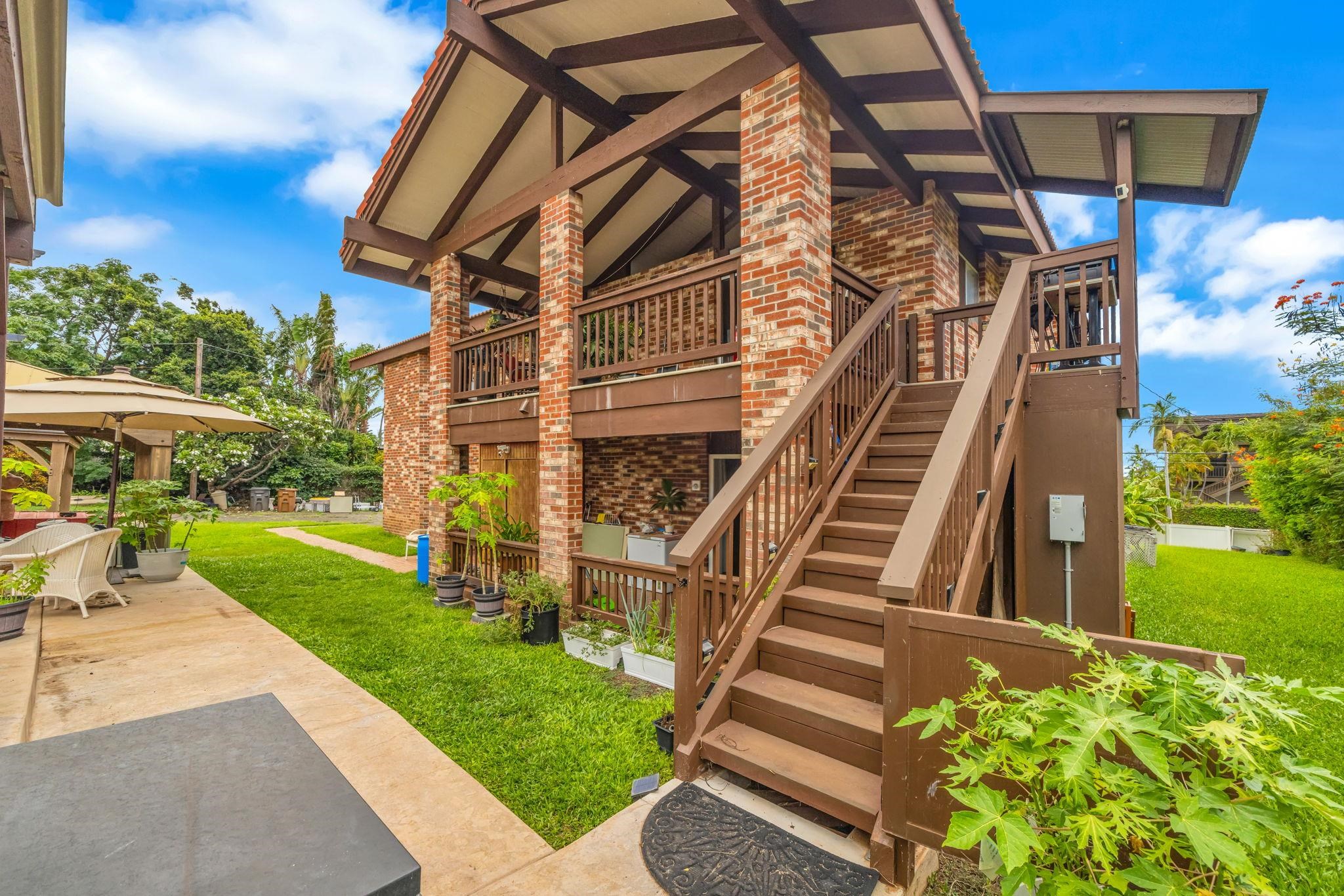 818  Kumulani Dr Maui Meadows, Maui Meadows home - photo 2 of 50