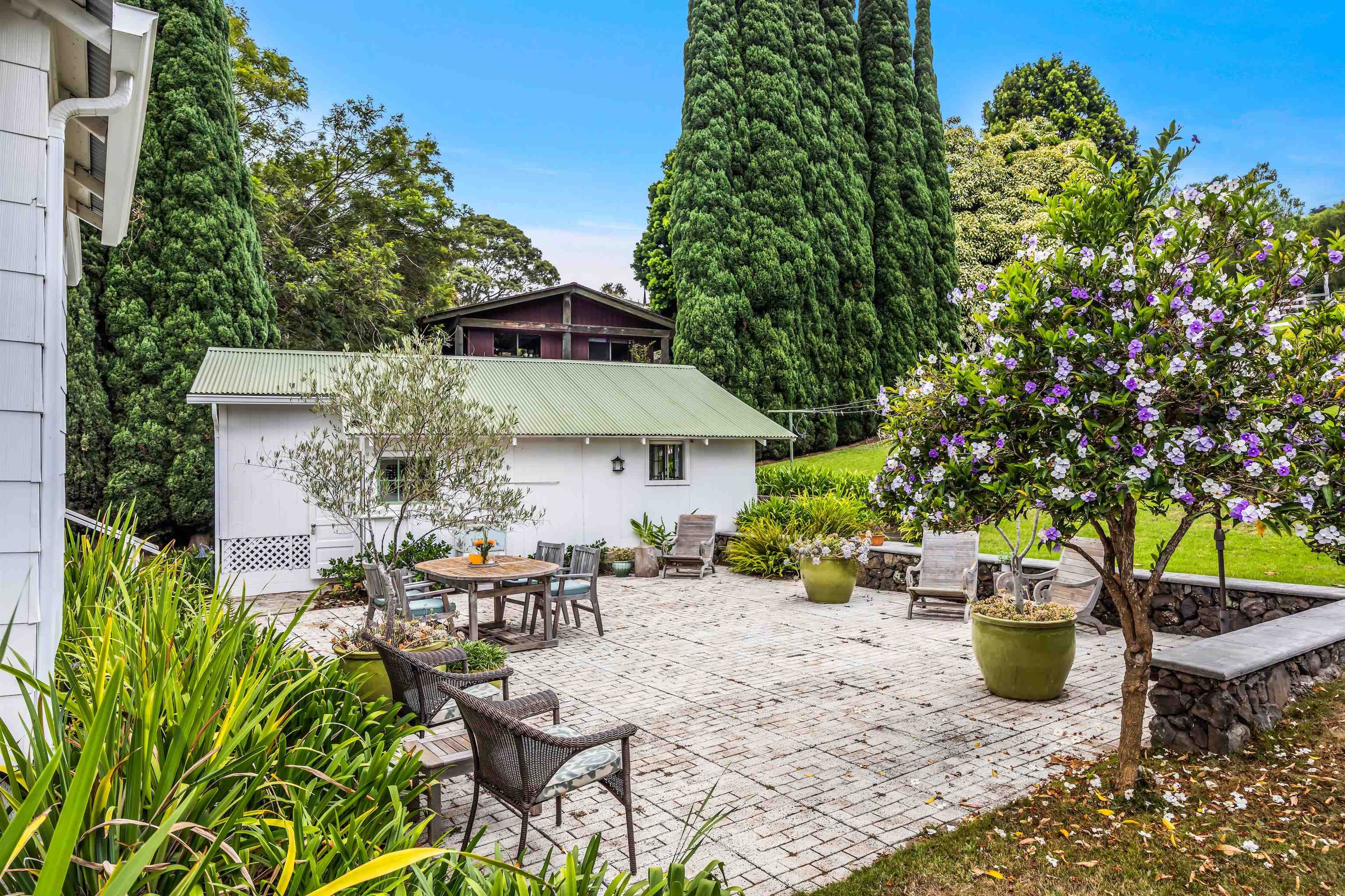 8197  Kula Hwy , Kula/Ulupalakua/Kanaio home - photo 24 of 50