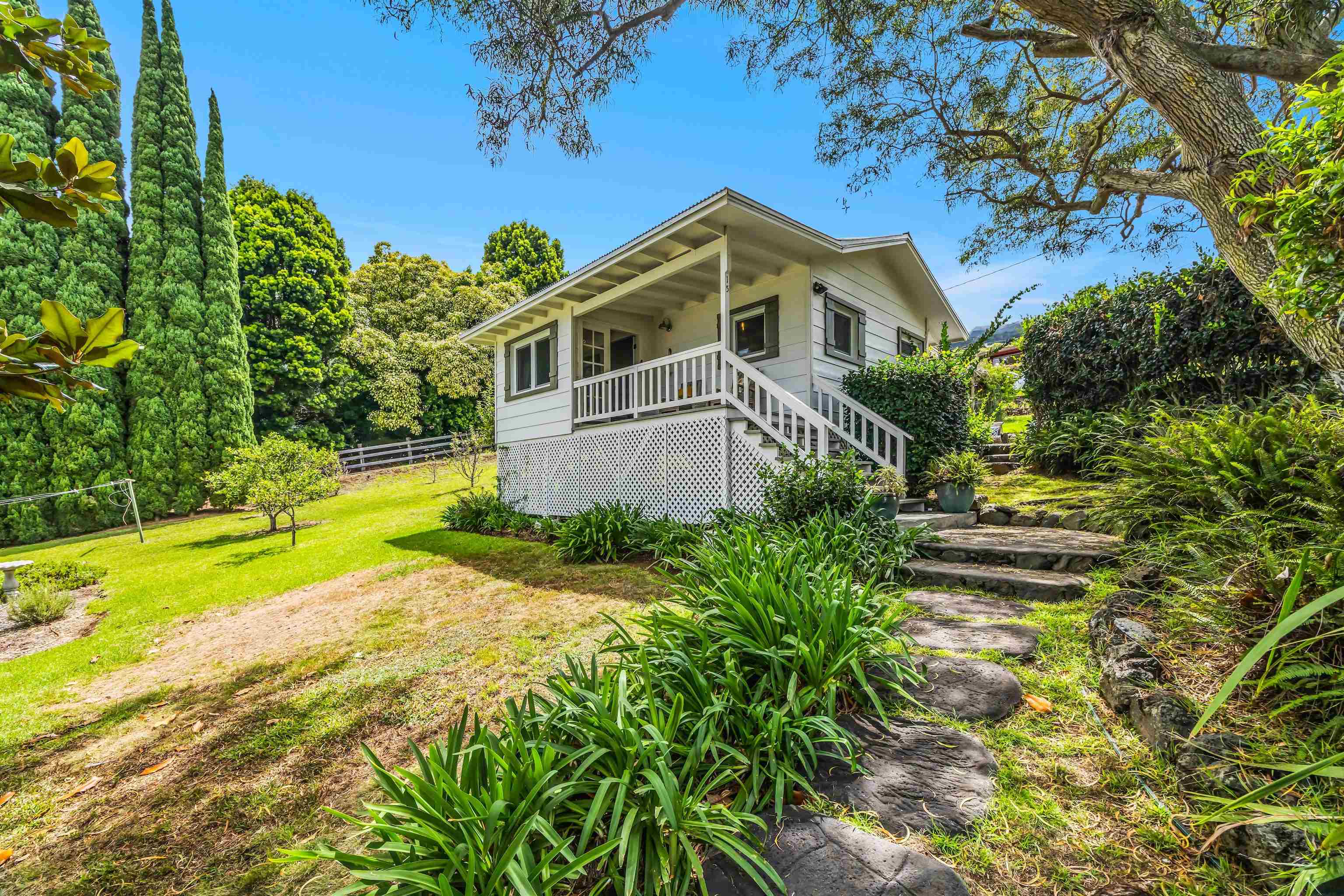 8197  Kula Hwy , Kula/Ulupalakua/Kanaio home - photo 34 of 50